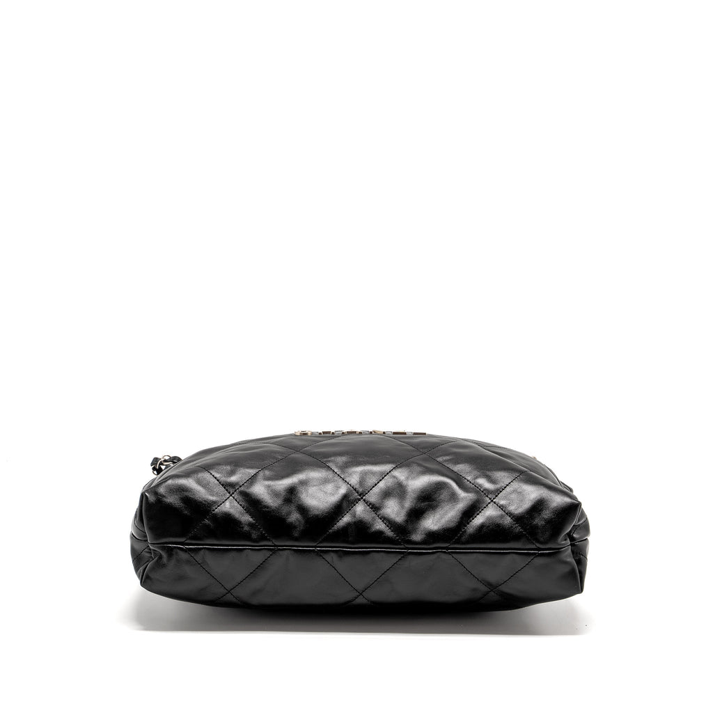 chanel-medium-22-shiny-calfskin-black-shw-microchip-1