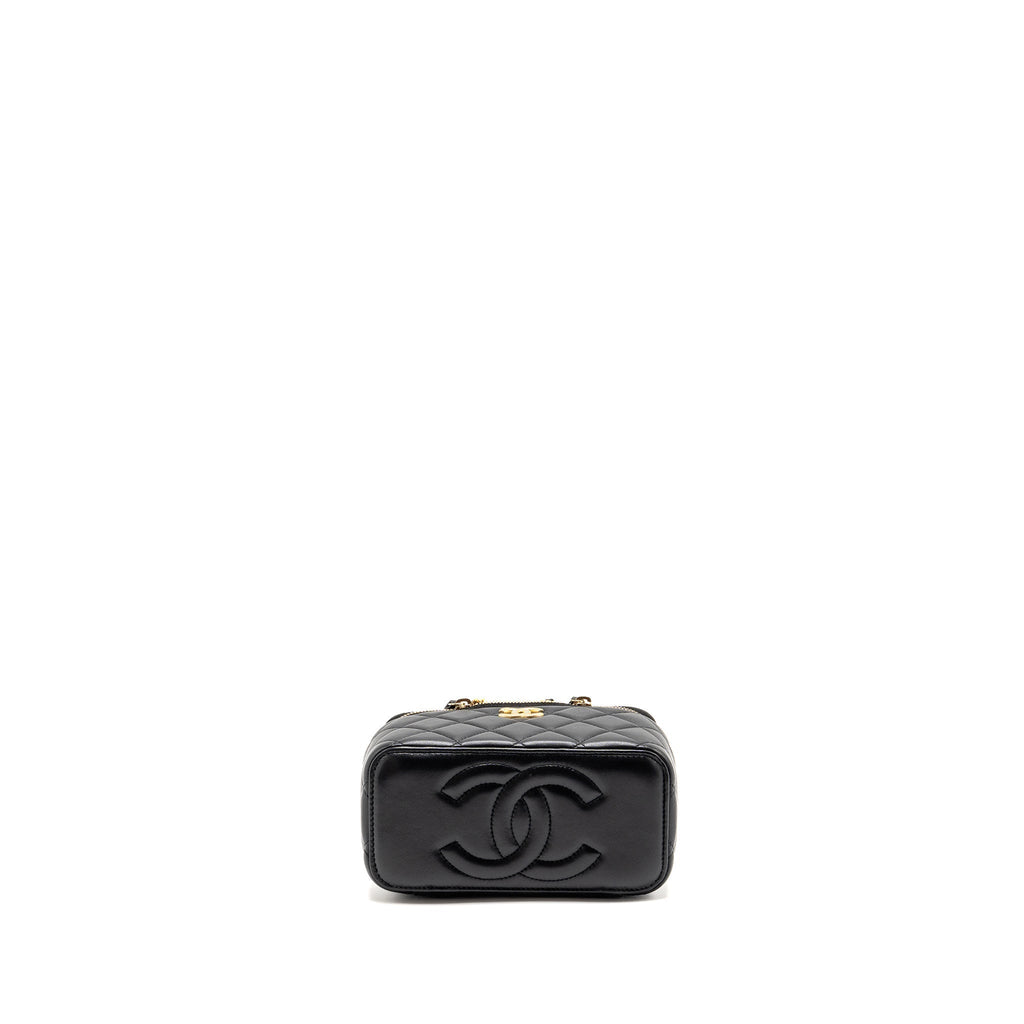 chanel-top-handle-long-vanity-lambskin-black-ghwmicrochip