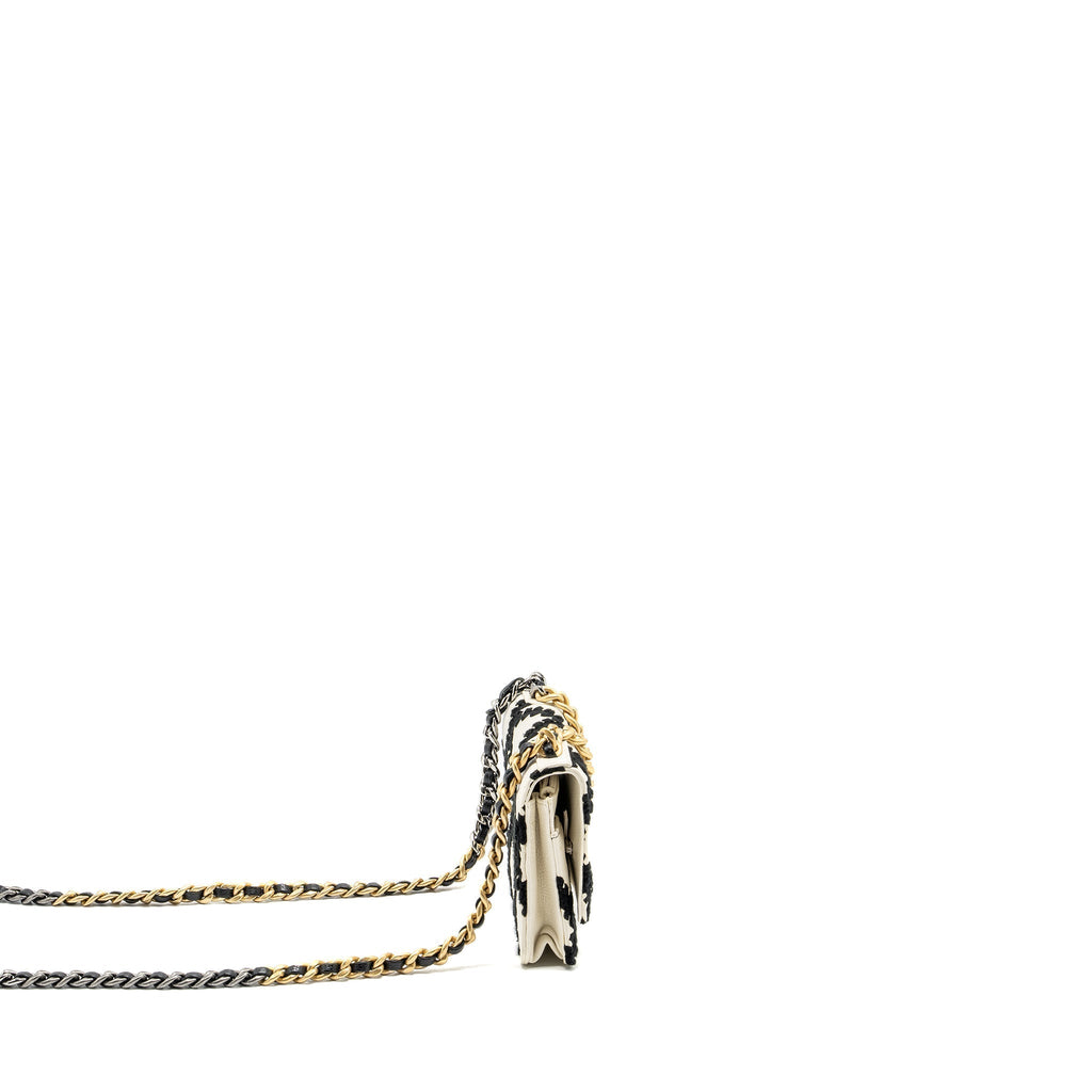 chanel-19-wallet-on-chain-fabric-calfskin-white-black-multicolour-hardware