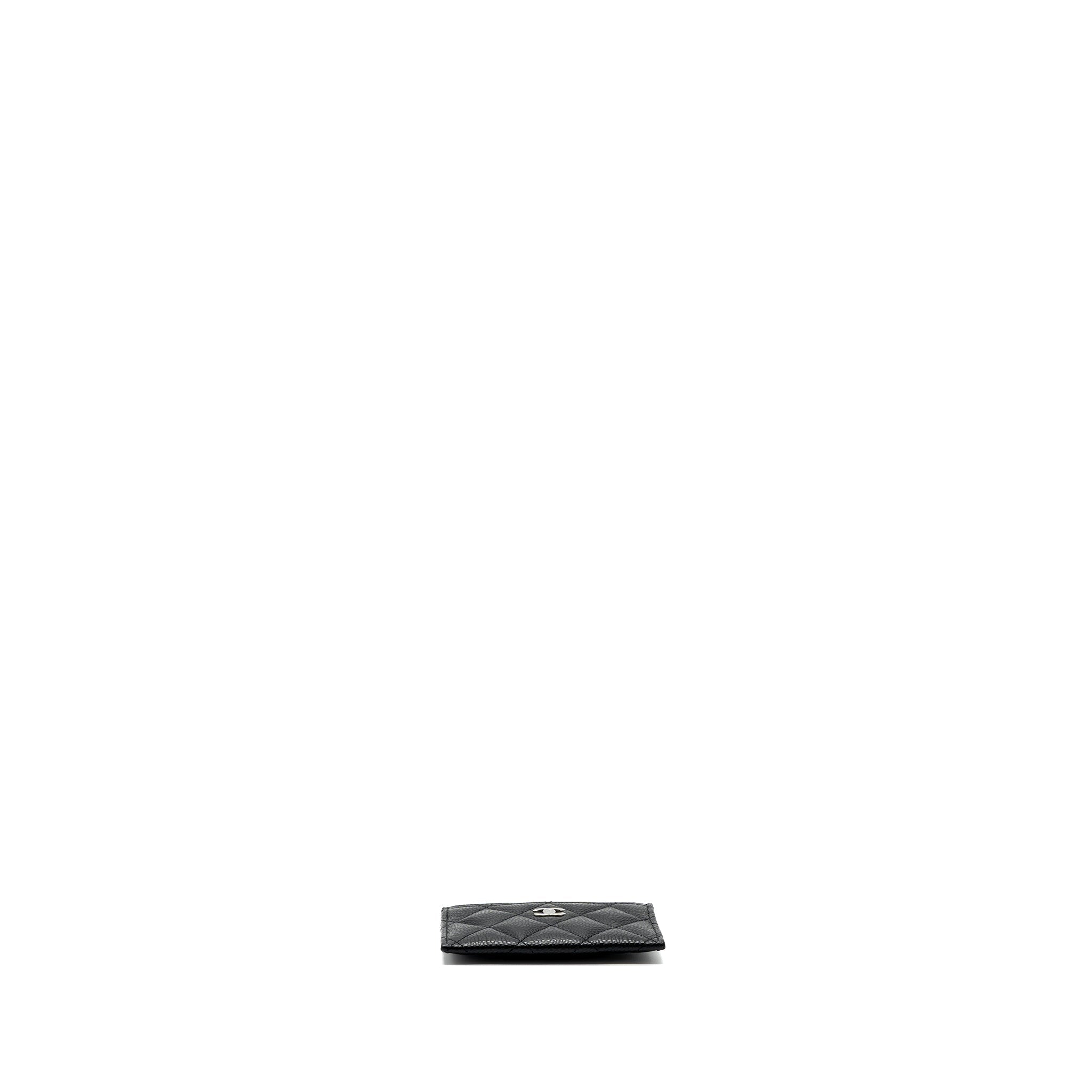 chanel-classic-card-holder-caviar-black-shw-2