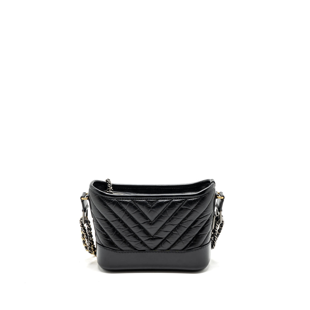 chanel-small-gabriel-hobo-bag-chevron-aged-calfskin-black-multicolour-hardware