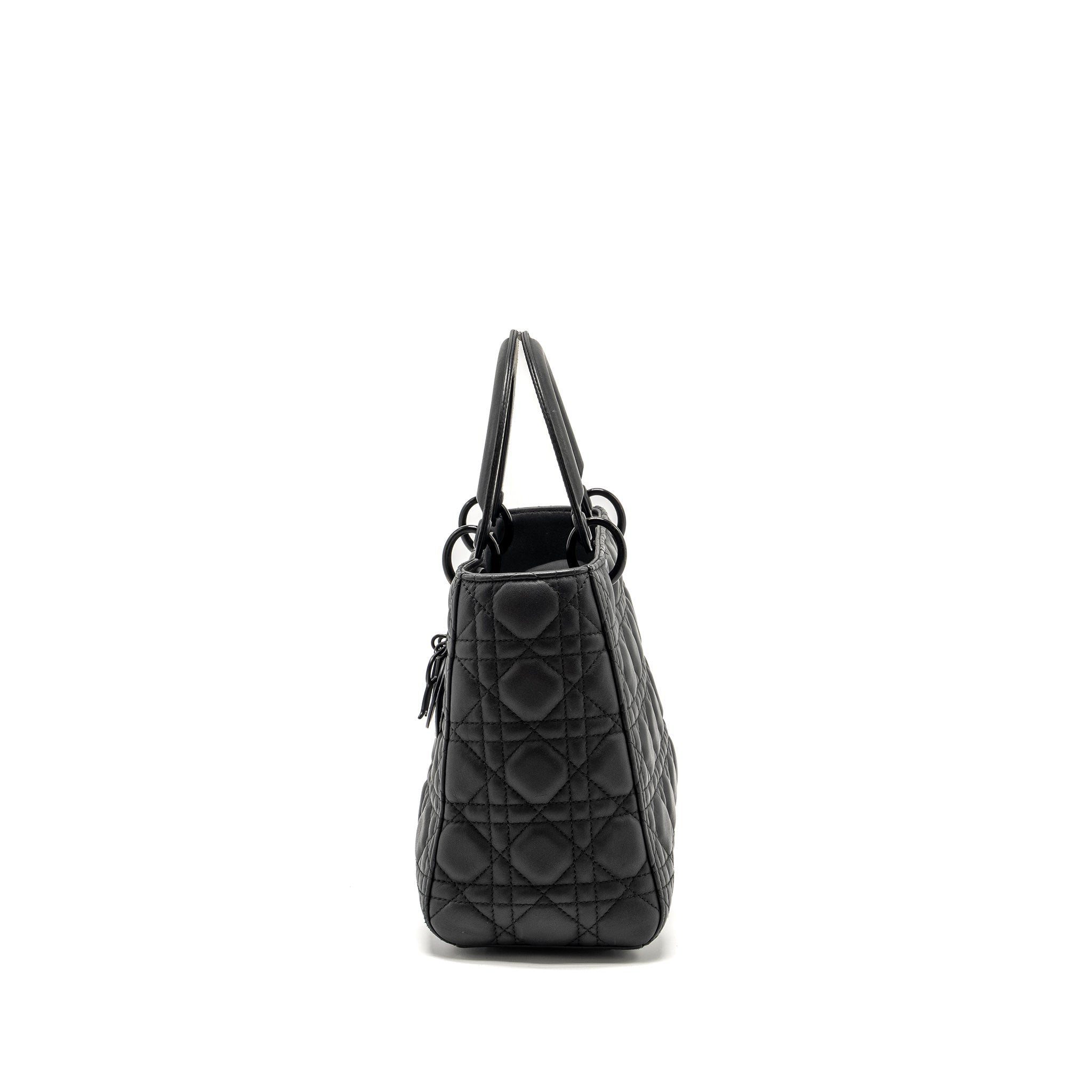 dior-medium-lady-dior-ultramatte-cannage-calfskin-so-black