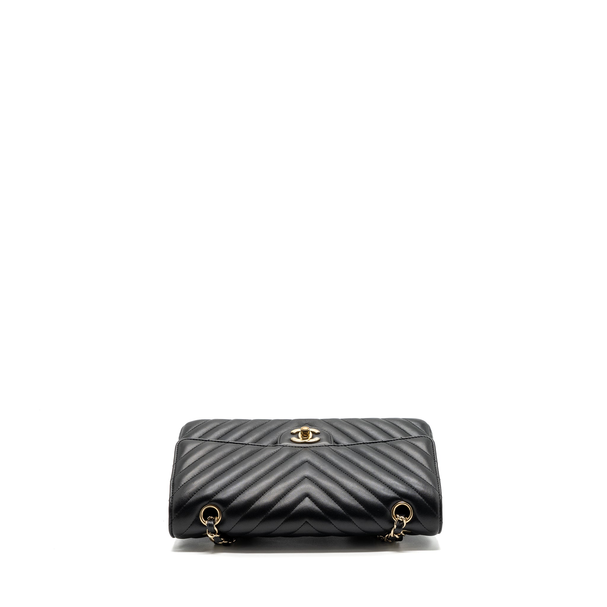 chanel-medium-classic-double-flap-bag-lambskin-chevron-black-lghw-copy
