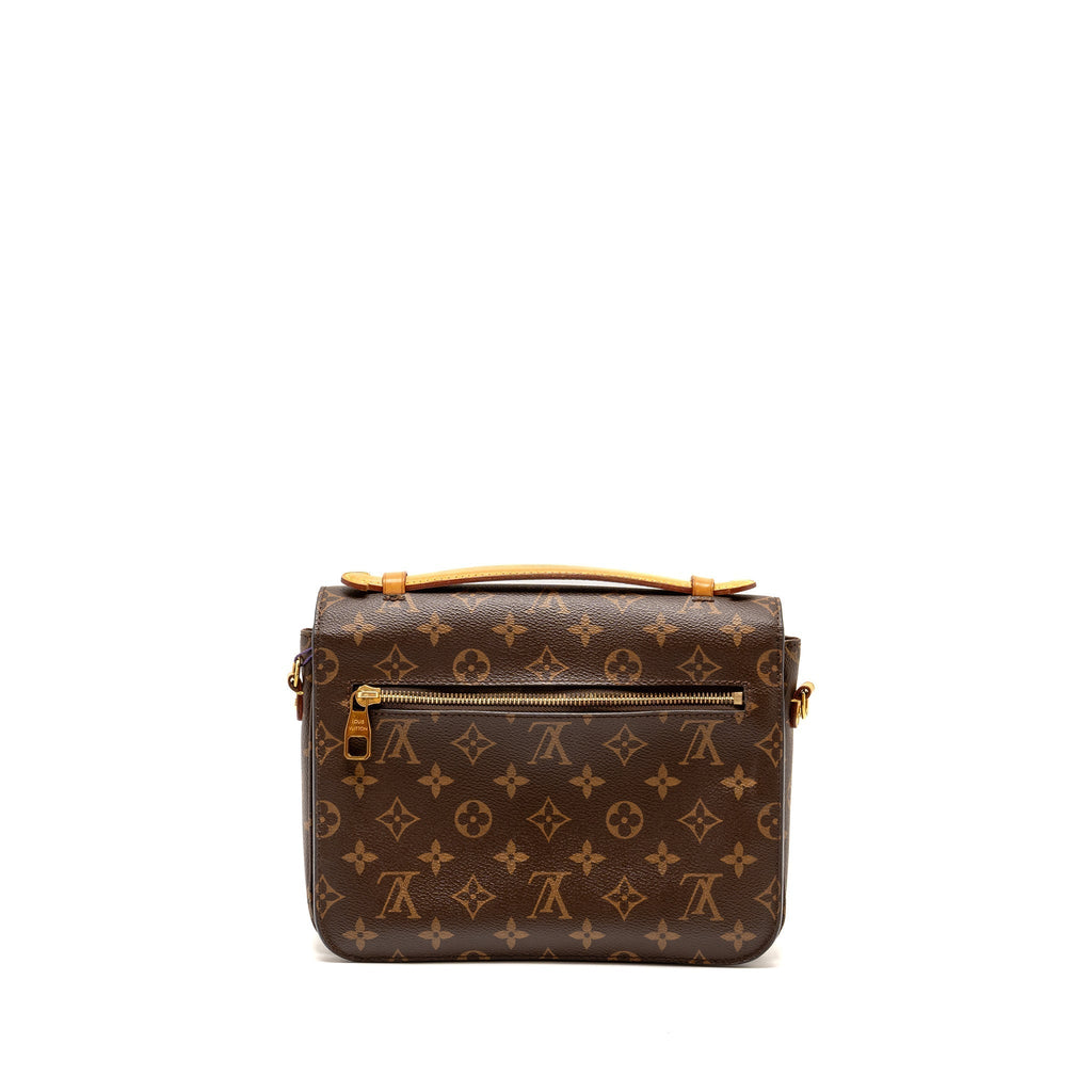 louis-vuitton-pochette-metis-monogram-canvas-ghw-copy