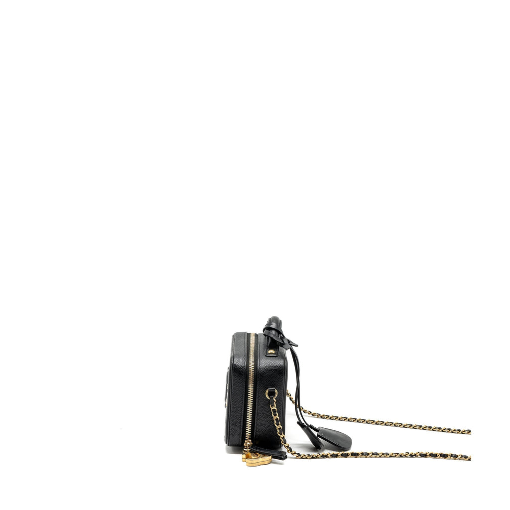 chanel-filigree-vanity-case-caviar-black-ghw-1