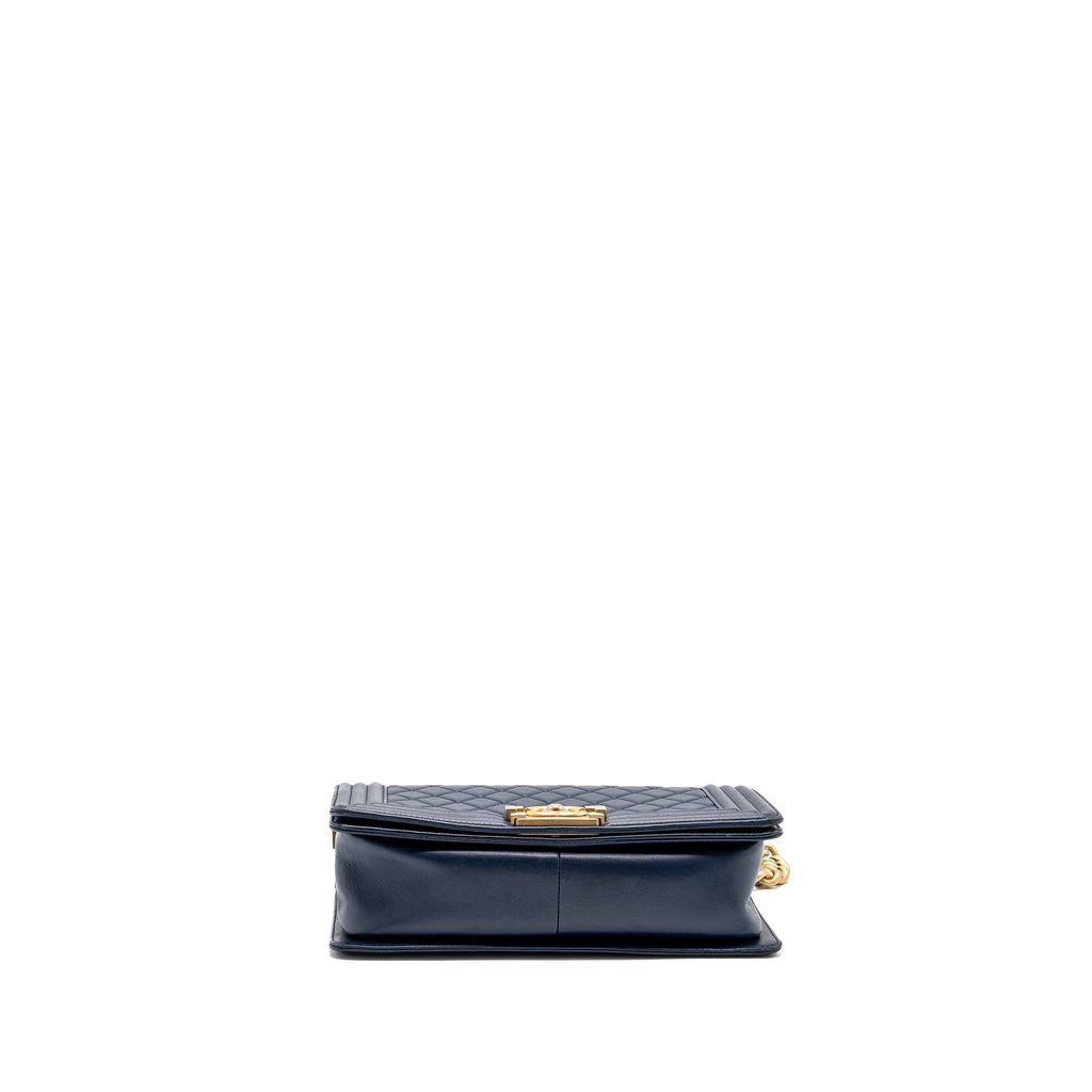 chanel-medium-boy-bag-calfskin-blue-ghw-1