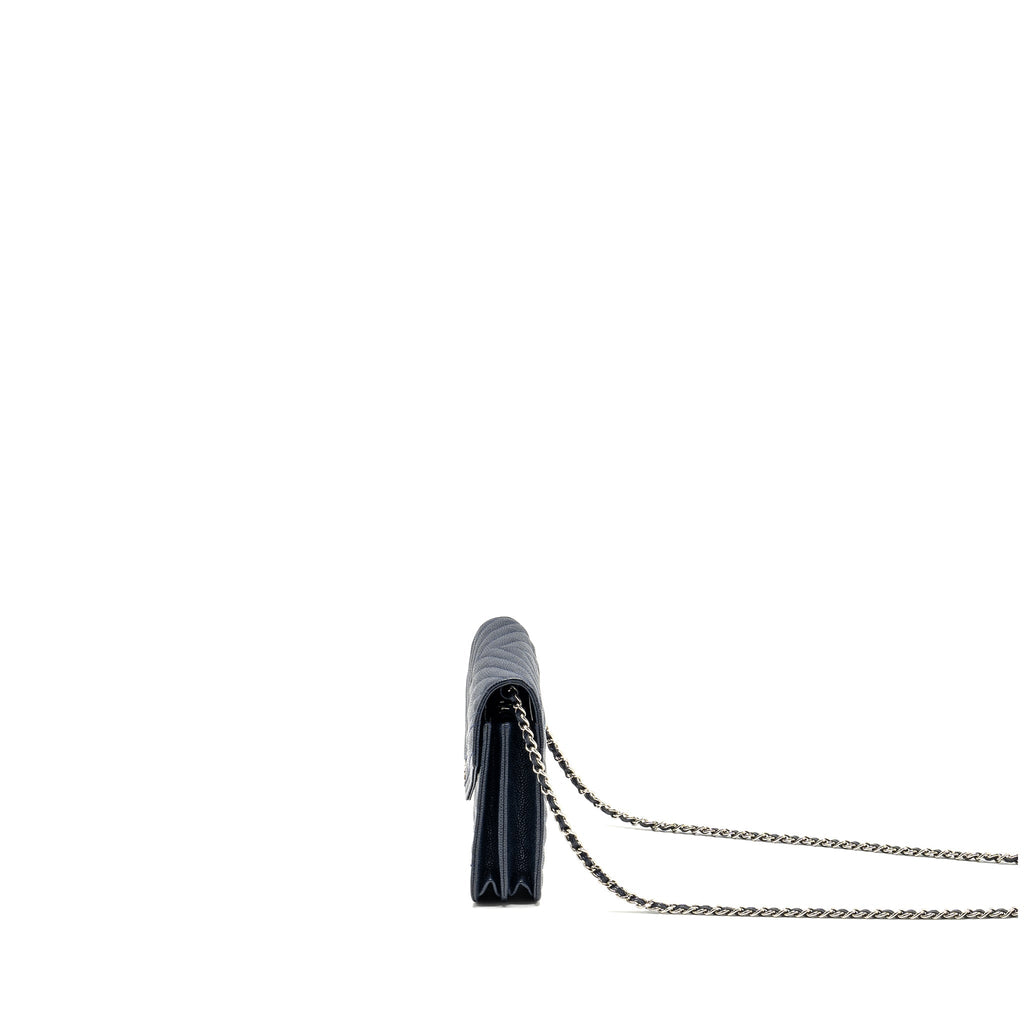 chanel-square-chevron-wallet-on-chain-navy-caviar-navy-shw