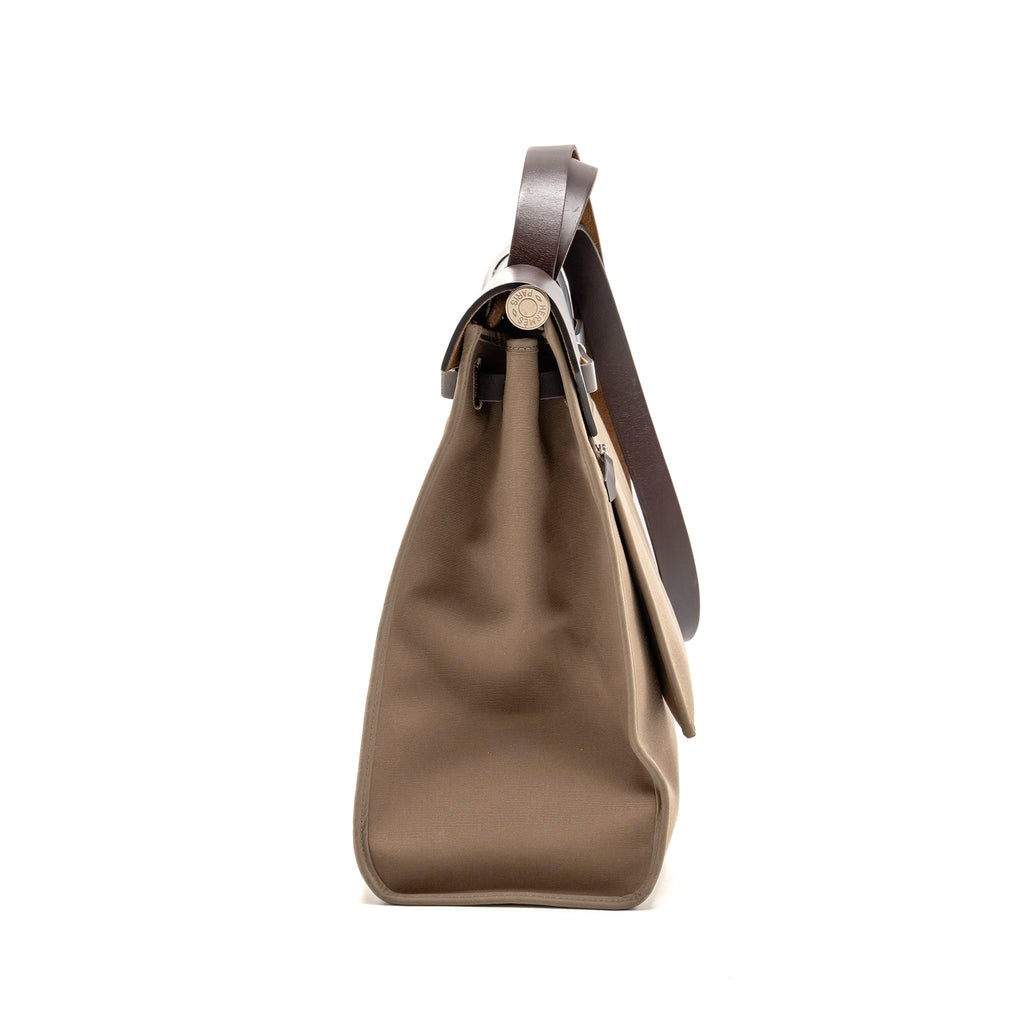 hermes-herbag-zip-39-canvas-hunter-leather-etoupe-ebene-shw-stamp-x
