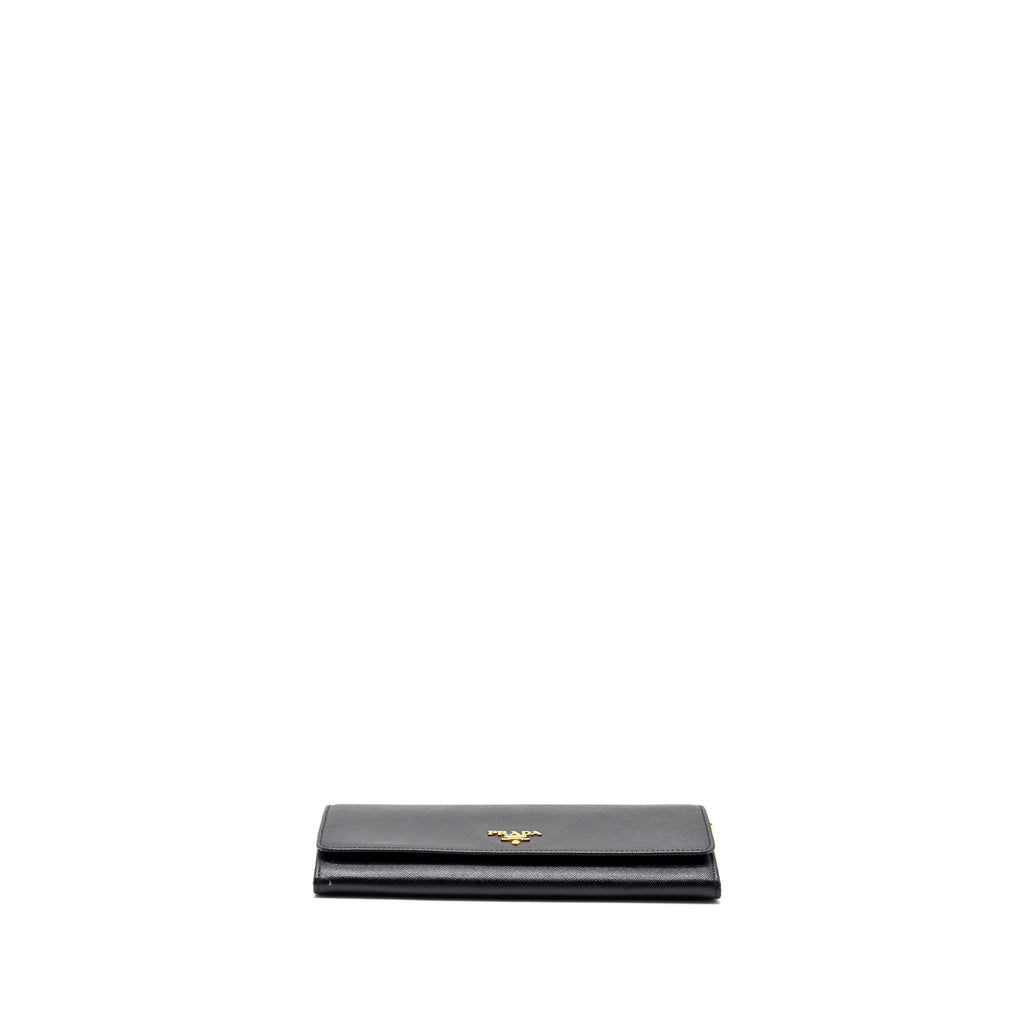 prada-long-wallet-with-chain-saffiano-leahter-black-ghw