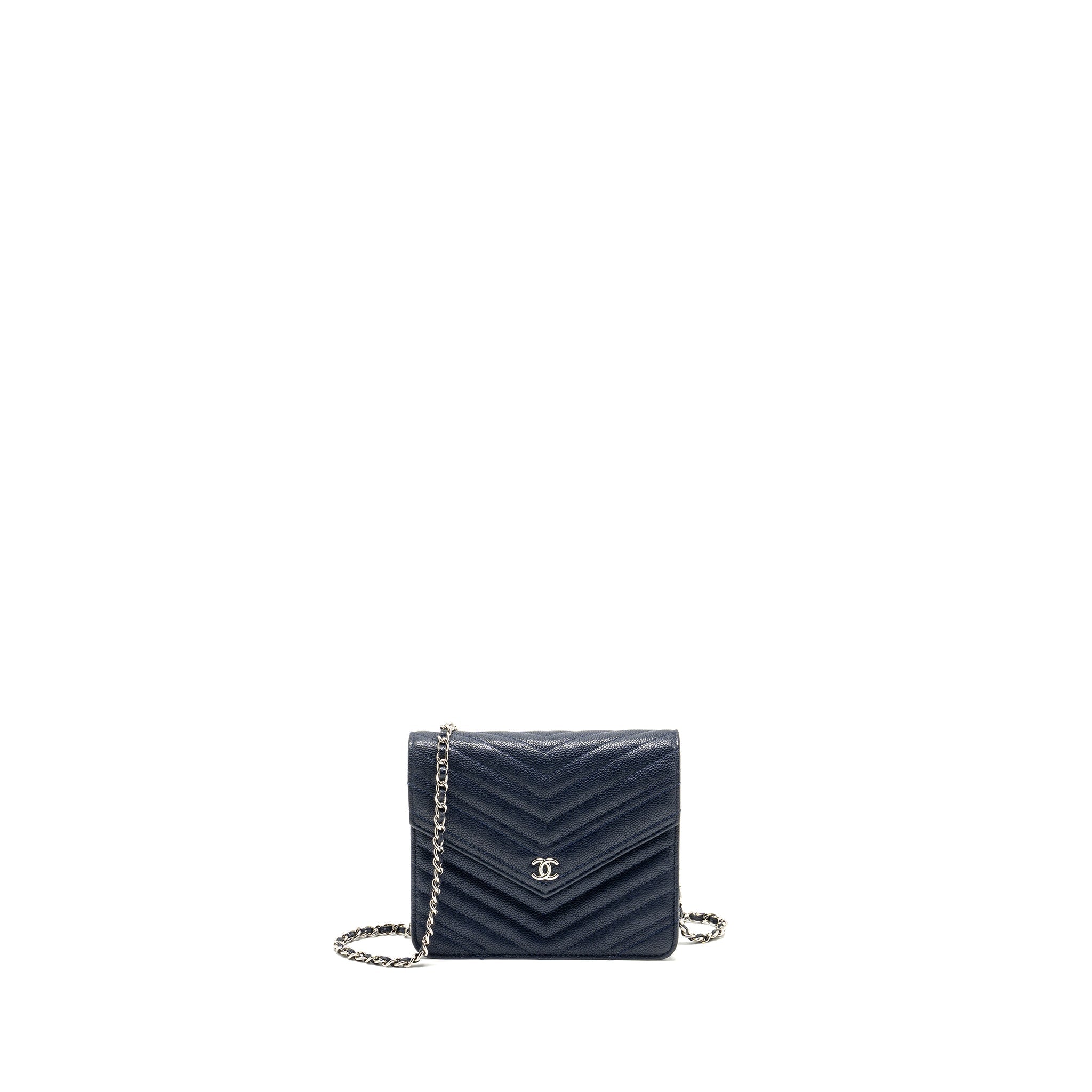 chanel-square-chevron-wallet-on-chain-navy-caviar-navy-shw