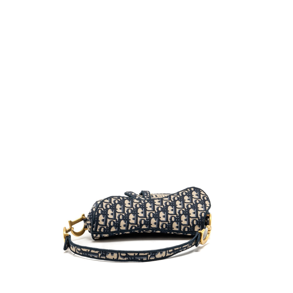 dior-medium-saddle-bag-oblique-embroidery-canvas-blue-ghw