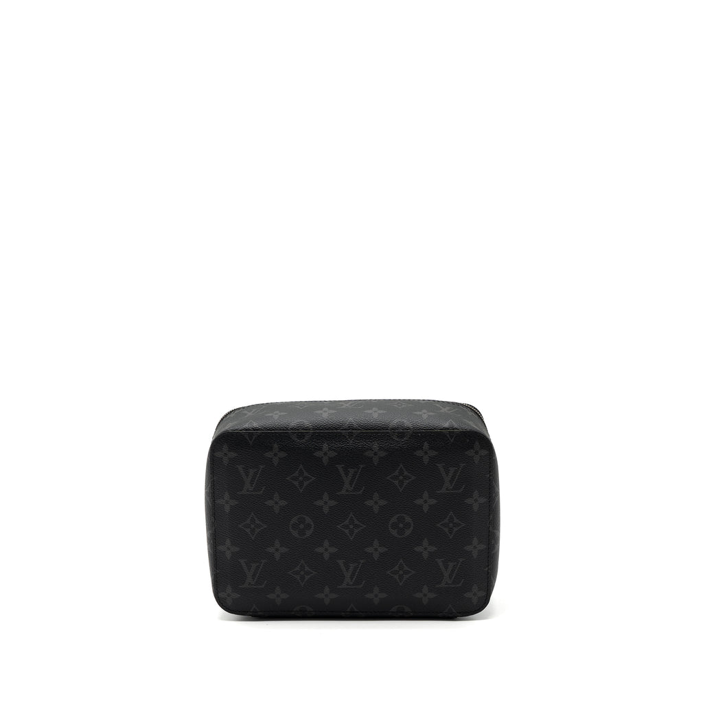 louis-vuitton-packing-cube-mm-monogram-eclipse-shw