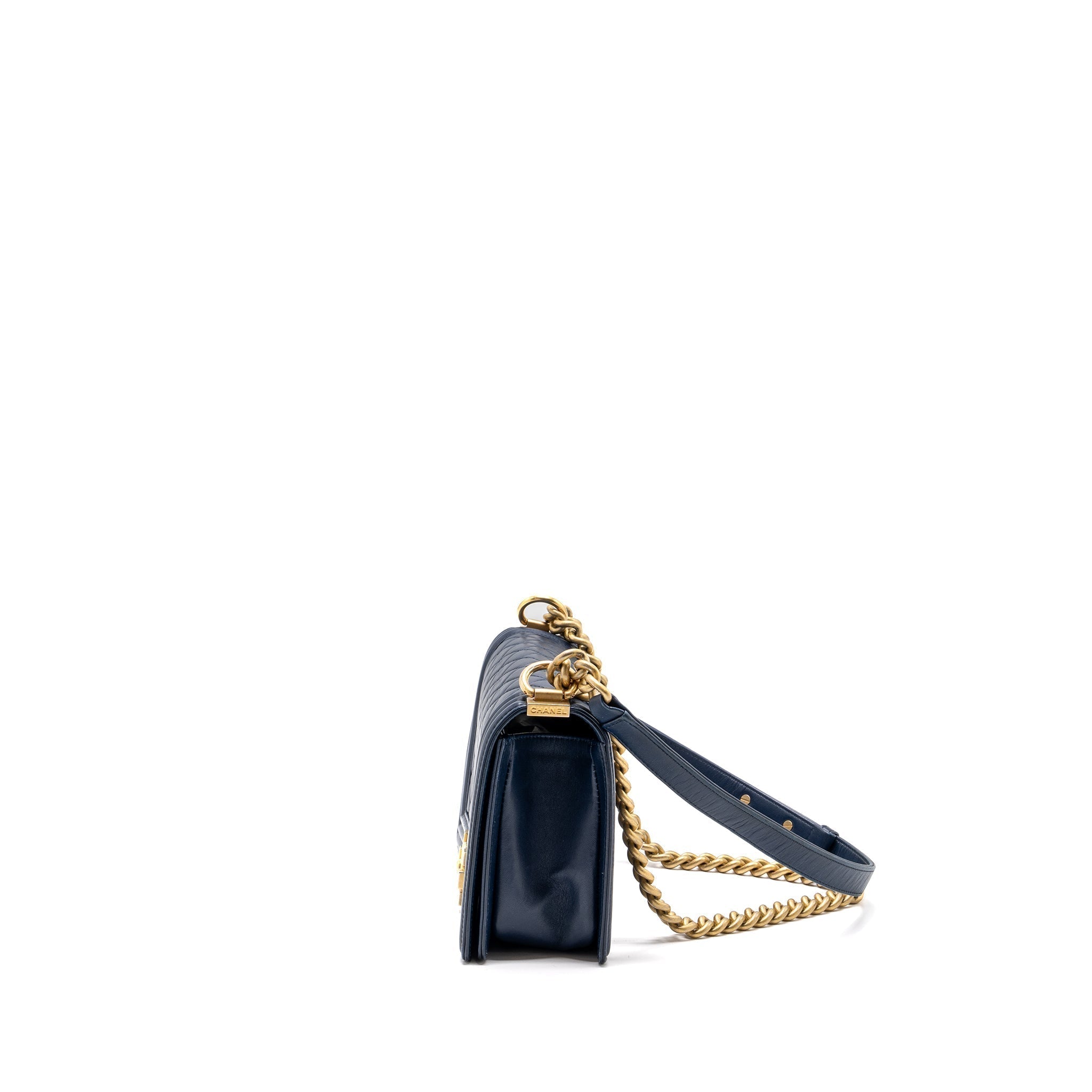 chanel-medium-boy-bag-calfskin-blue-ghw-1