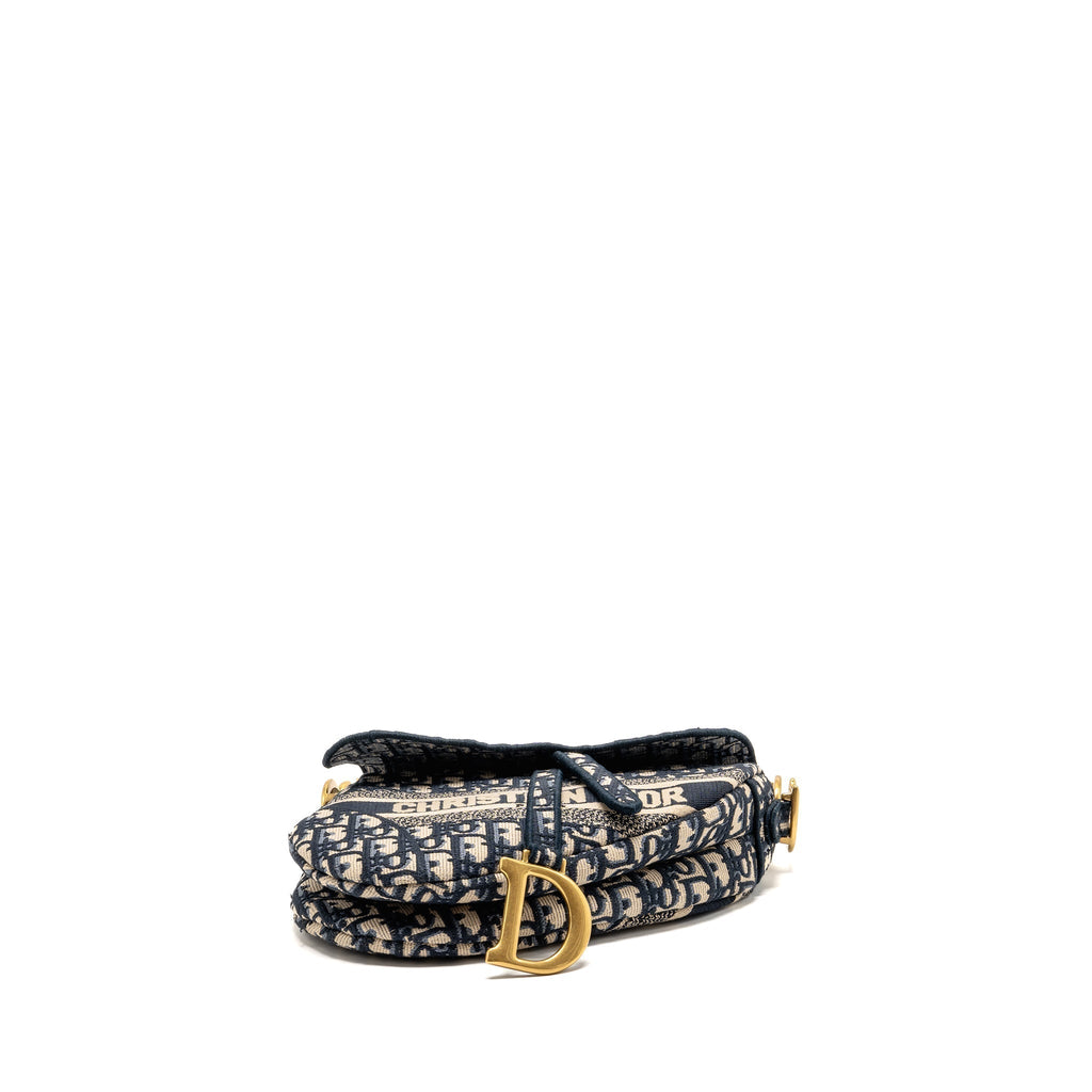 dior-medium-saddle-bag-oblique-embroidery-canvas-blue-ghw