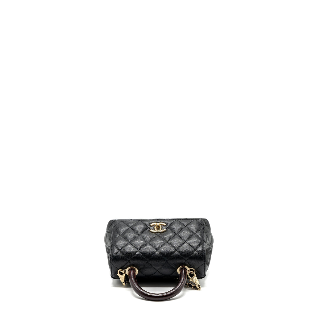 chanel-coco-handle-extra-mini-with-lizard-handle-caviar-black-lghwmicrochip