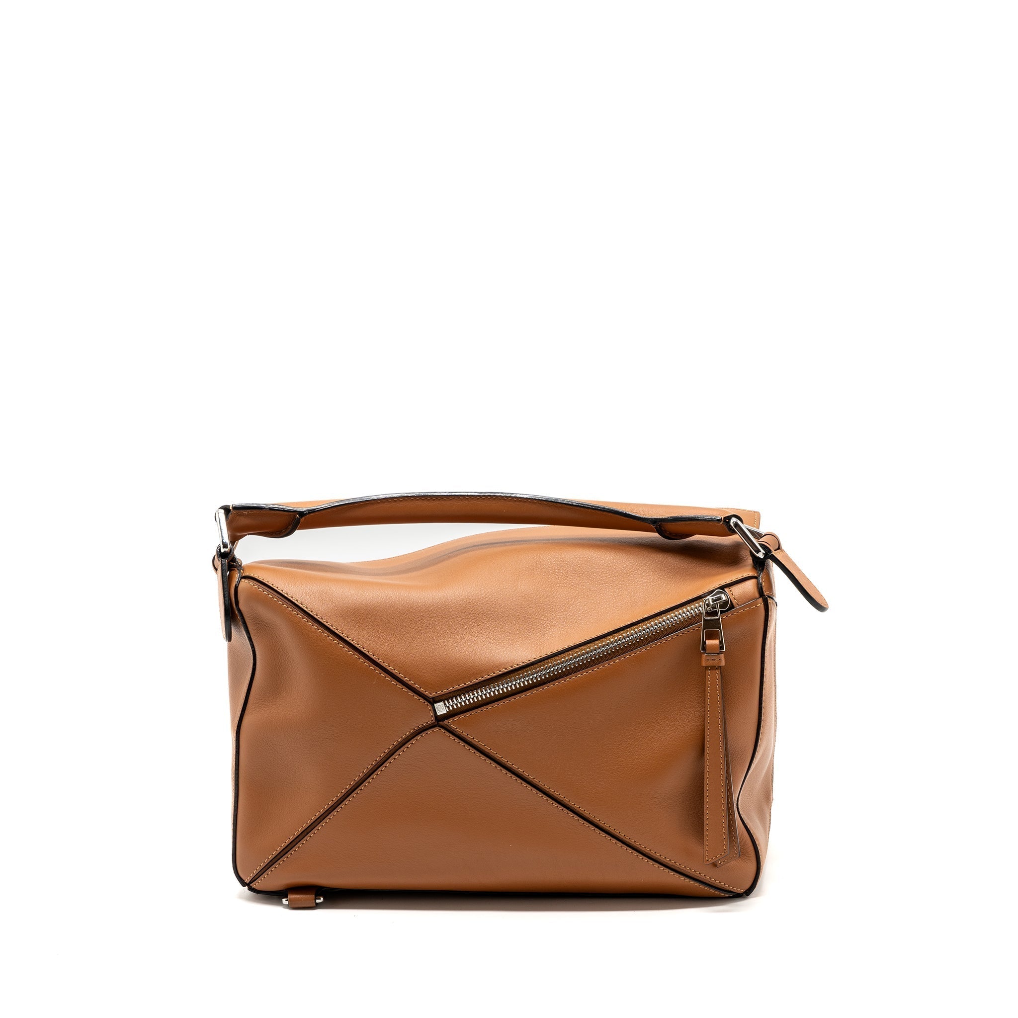 loewe-puzzle-bag-in-classic-calfskin-tan-shw