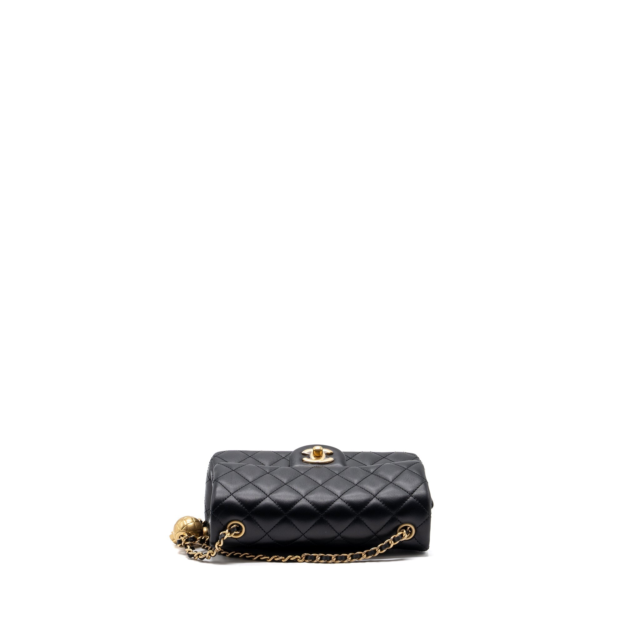 chanel-pearl-crush-mini-rectangular-lambskin-black-brushed-ghwmicrochip