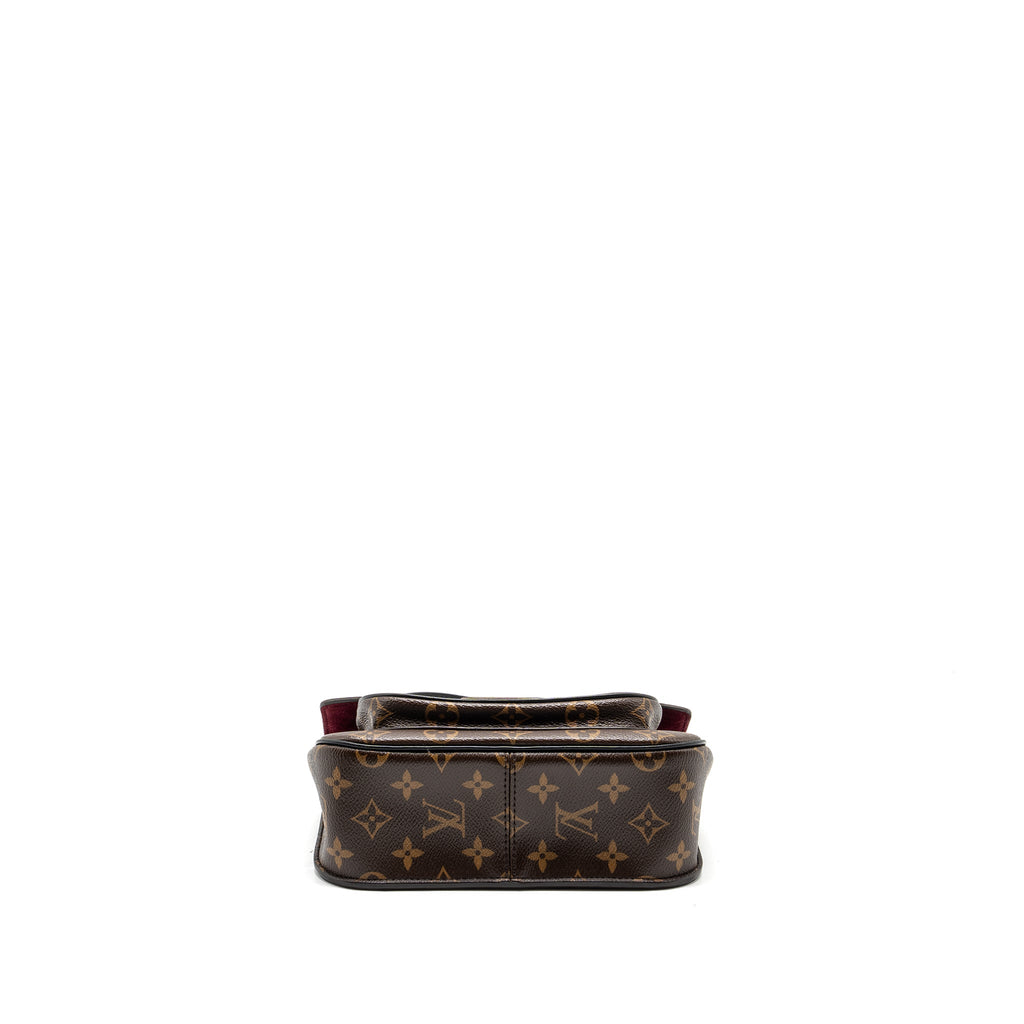 louis-vuitton-passy-monogram-canvas-black-gold-hardware