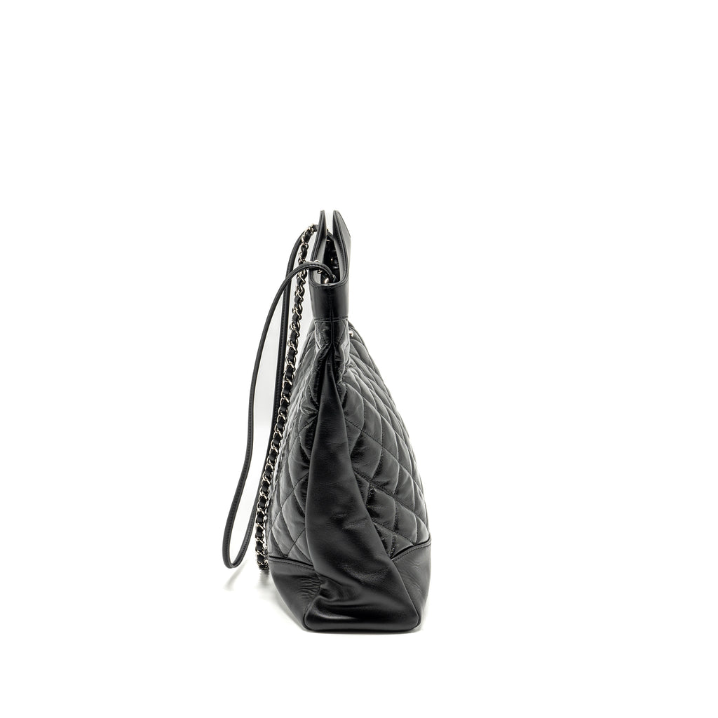 chanel-31-bag-calfskin-black-shw