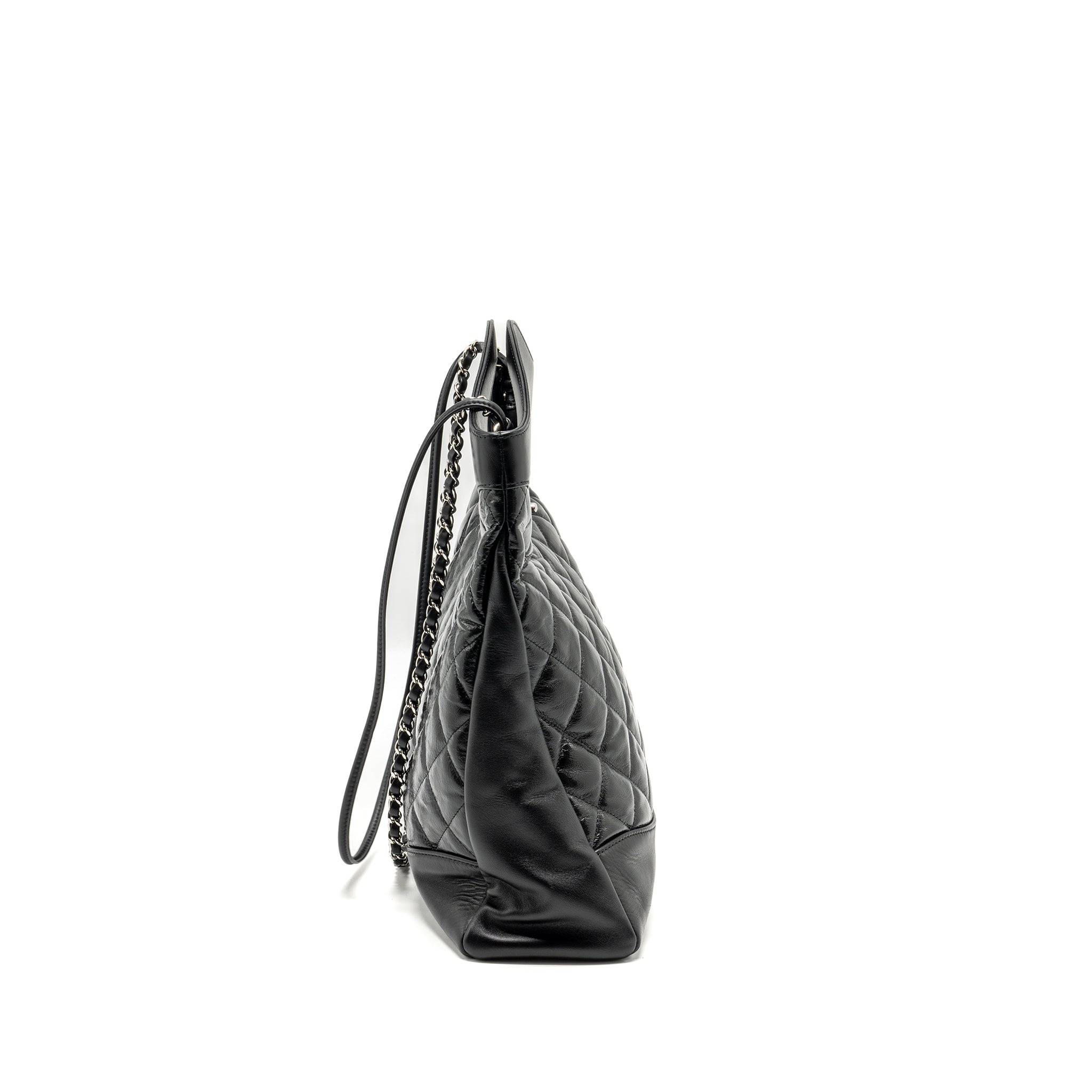 chanel-31-bag-calfskin-black-shw