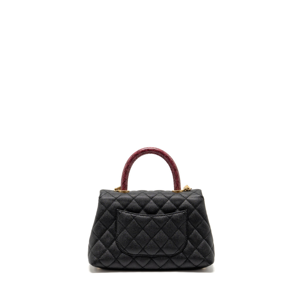chanel-small-coco-handle-with-snake-embossed-handle-caviar-black-ghw