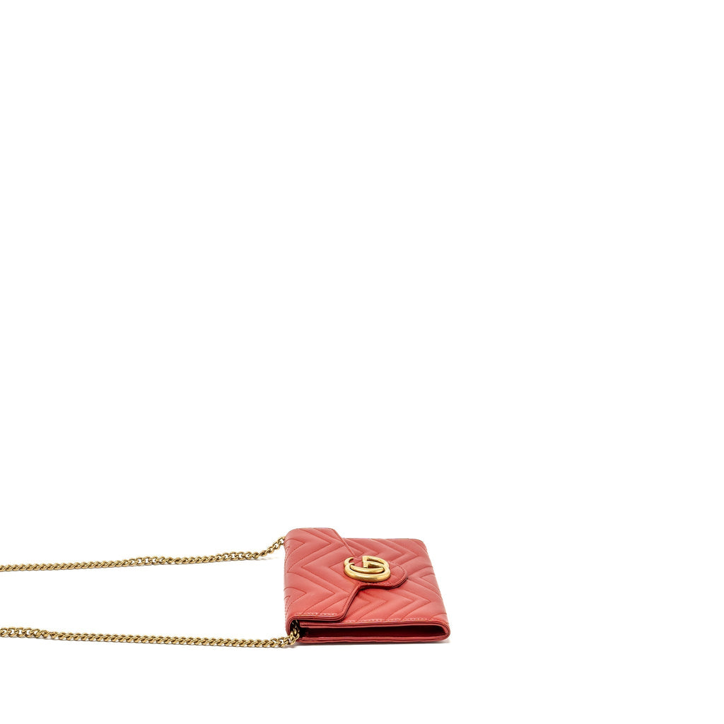 gucci-marmont-flap-wallet-with-chain-calfskin-red-ghw