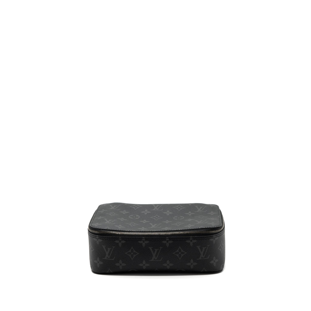 louis-vuitton-packing-cube-mm-monogram-eclipse-shw