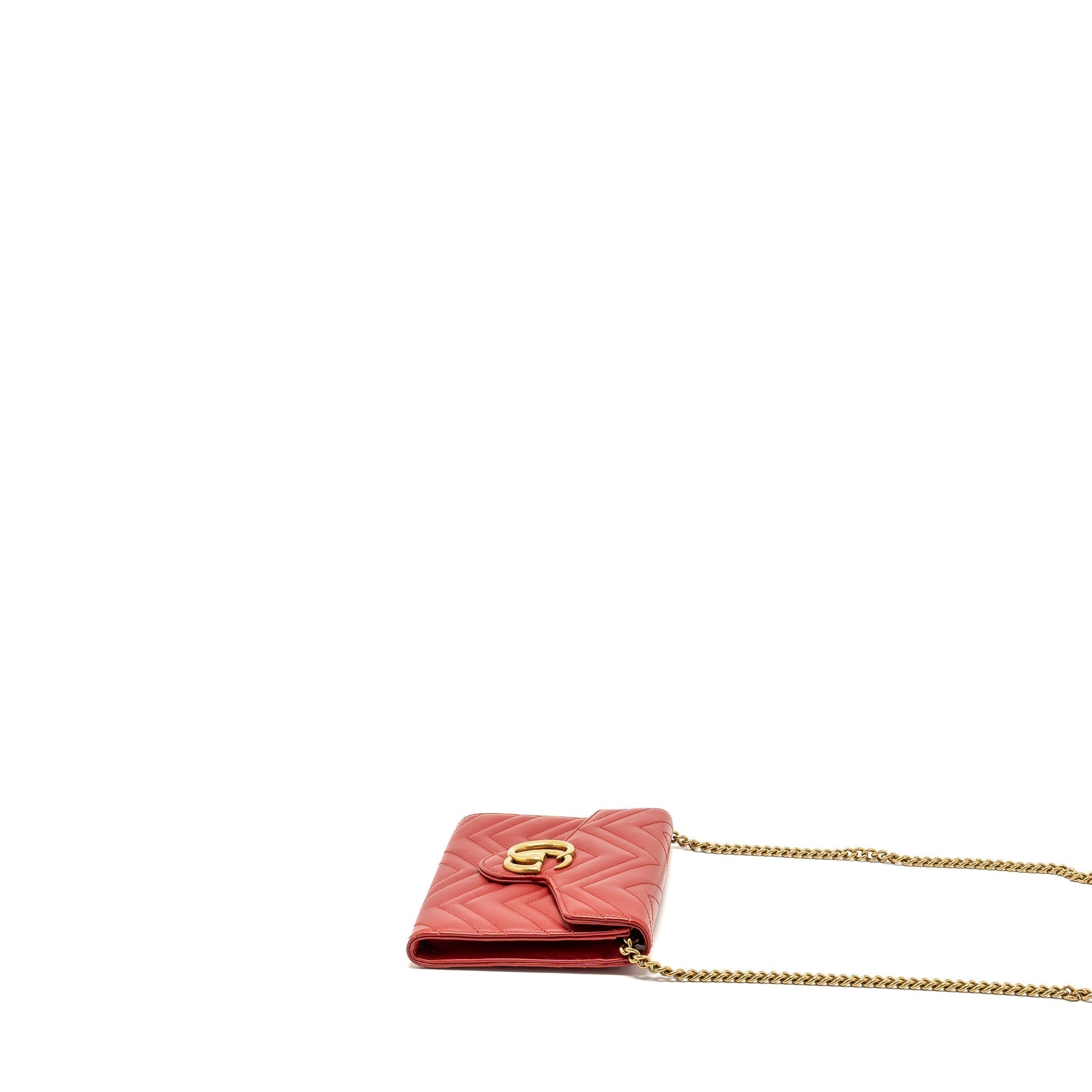 gucci-marmont-flap-wallet-with-chain-calfskin-red-ghw