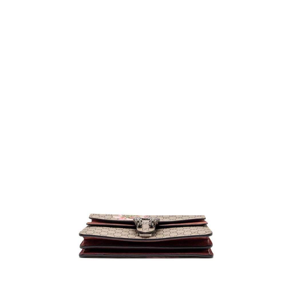 gucci-dionysus-shoulder-bag-flower-printed-gg-supreme-canvas-shw