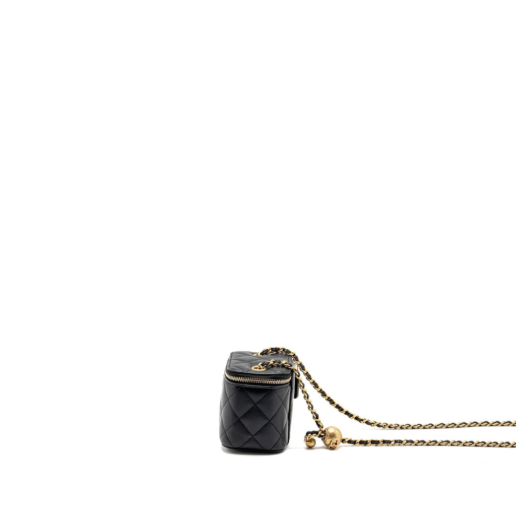 chanel-pearl-crush-mini-vanity-with-chain-lambskin-black-ghw-3