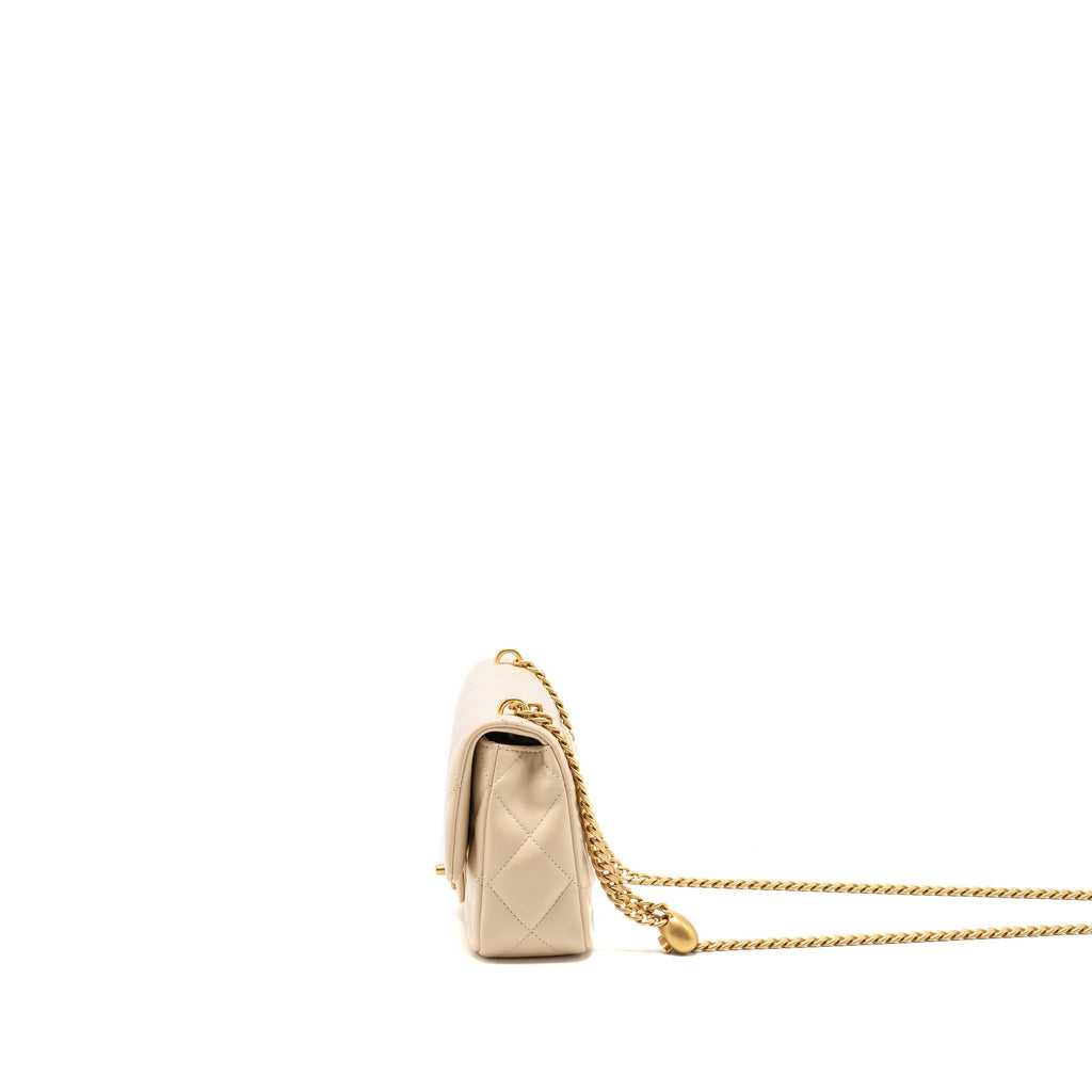 chanel-25c-coco-love-adjustable-chain-shiny-lambskin-beige-ghw-microchip-copy