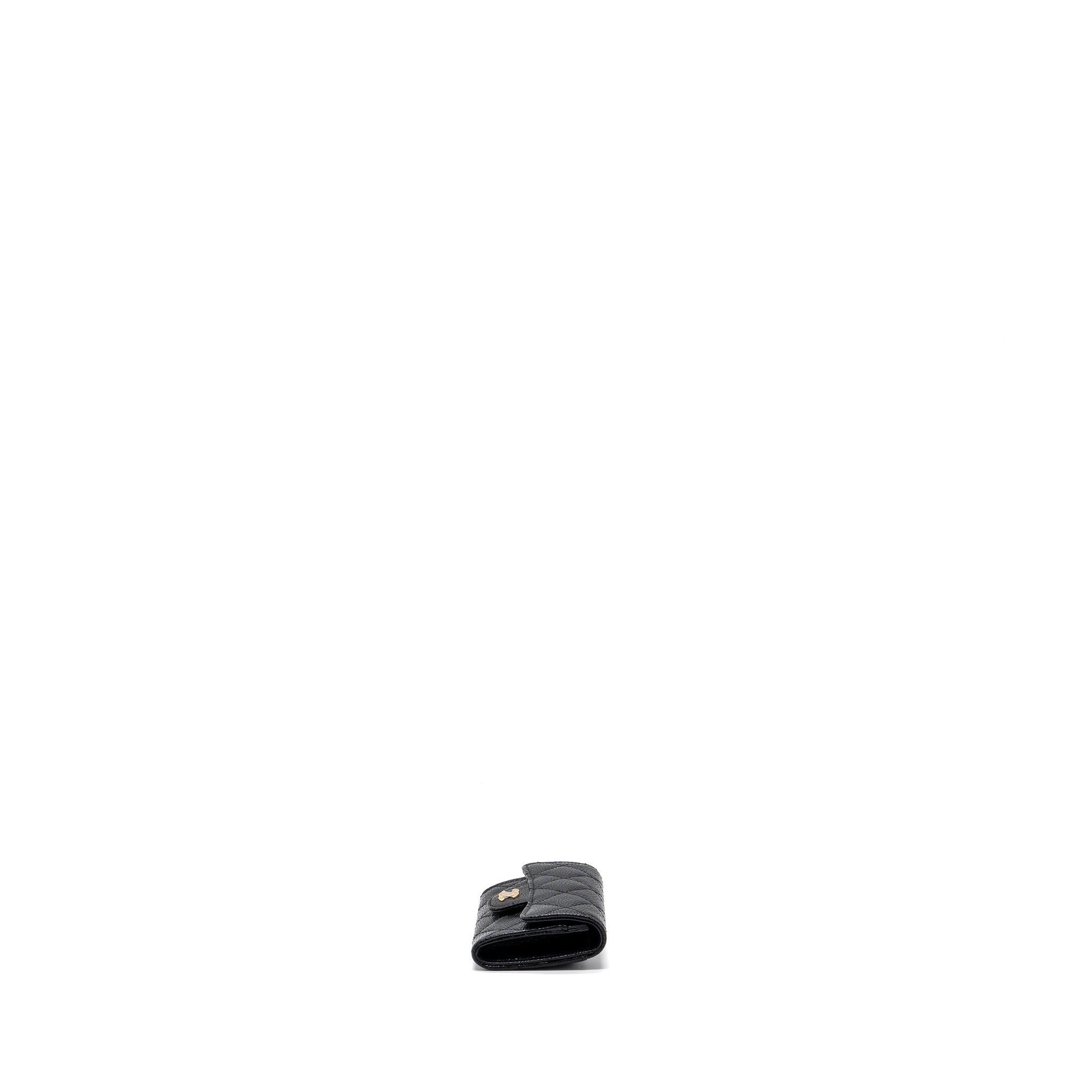 chanel-classic-flap-card-holder-caviar-black-ghw-microchip-4