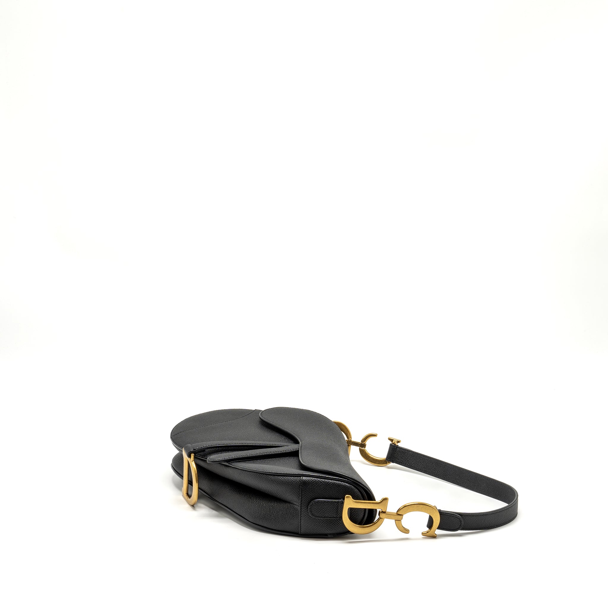 dior-medium-saddle-grained-calfskin-black-ghw