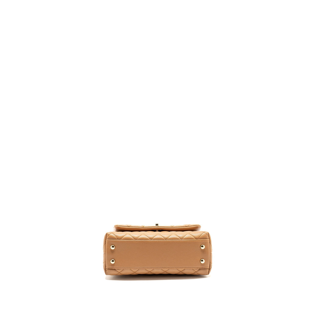 chanel-21p-small-coco-handle-caviar-caramel-lghw