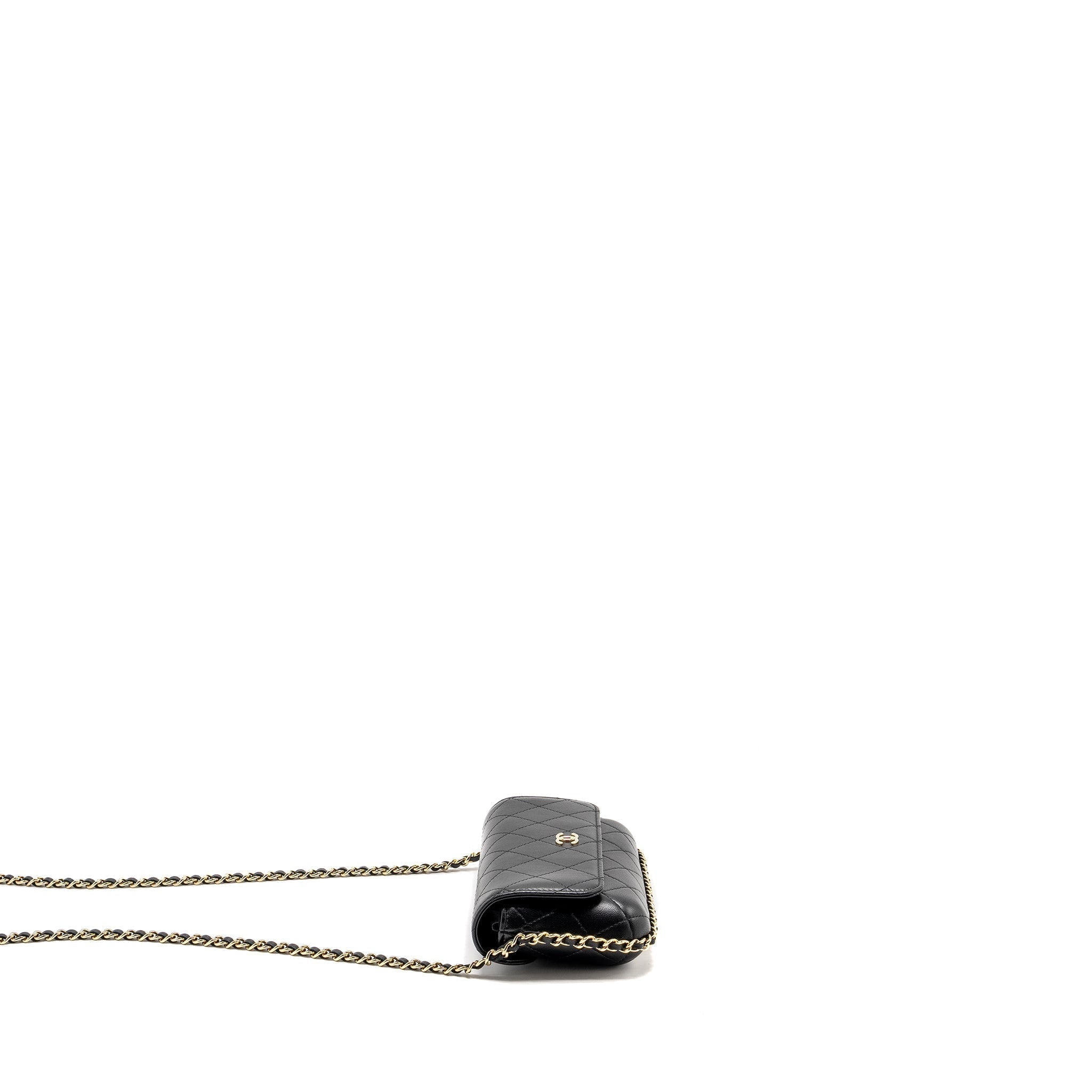 chanel-22a-phone-case-mini-wallet-on-chain-lambskin-black-lghw-microchip-copy