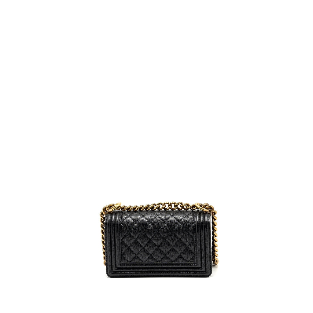 chanel-small-boy-bag-caviar-black-ruthenium-ghw
