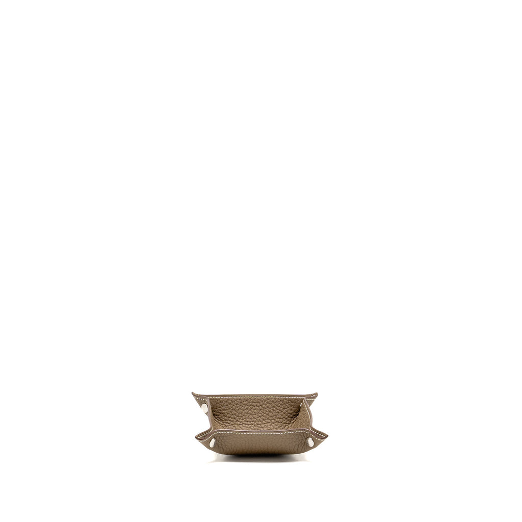 hermes-h-evelyne-mini-change-tray-clemence-etoupe-shw