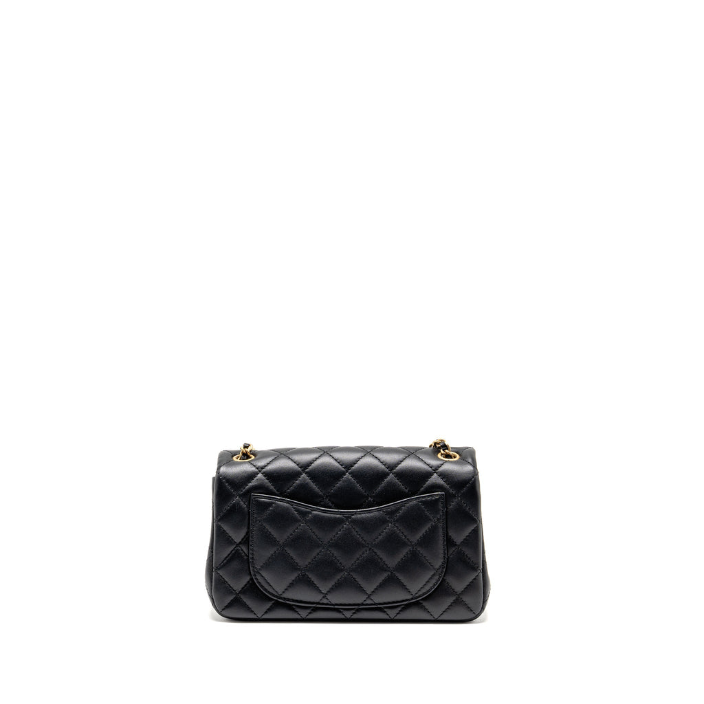 chanel-pearl-crush-mini-rectangular-flap-bag-lambskin-black-ghw-microchip-copy-3