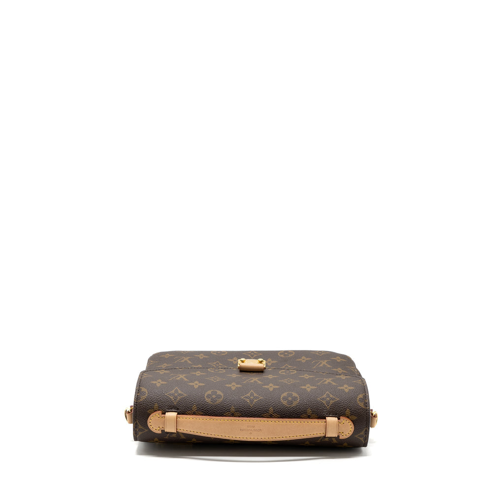 louis-vuitton-pochette-metis-monogram-canvas-ghw-21