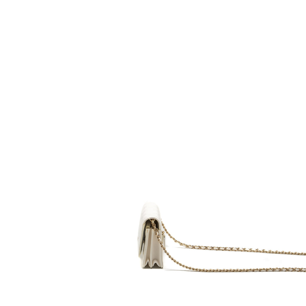 chanel-mini-flap-wallet-with-chain-lambskin-white-lghw-copy