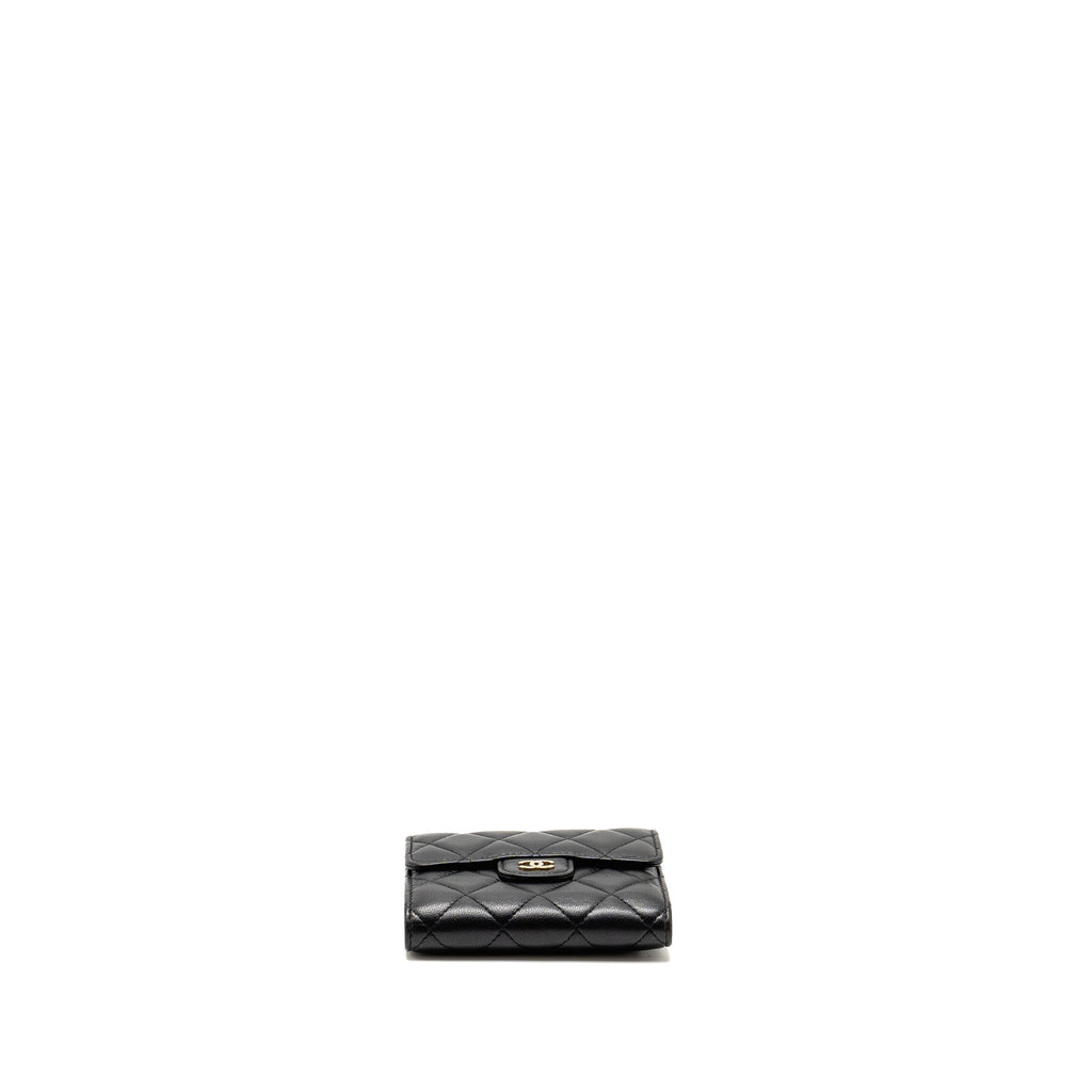 chanel-flap-square-wallet