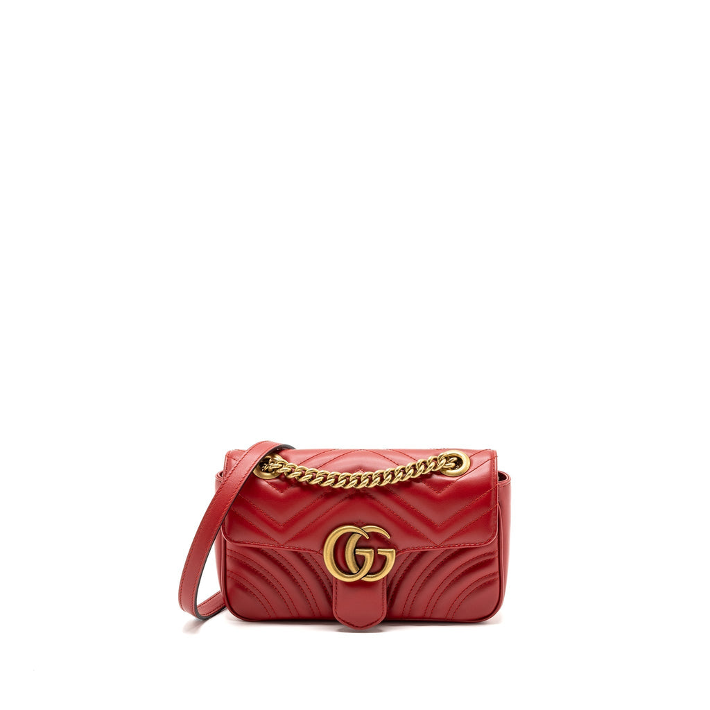 gucci-mini-gg-marmont-matelasse-calfskin-red-ghw