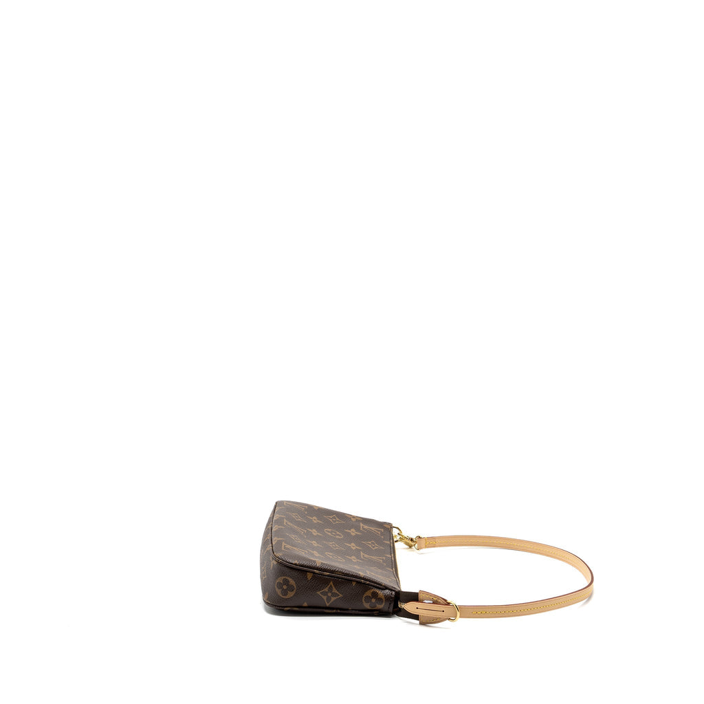 louis-vuitton-pochette-accessories-monogram-canvas-ghw-5