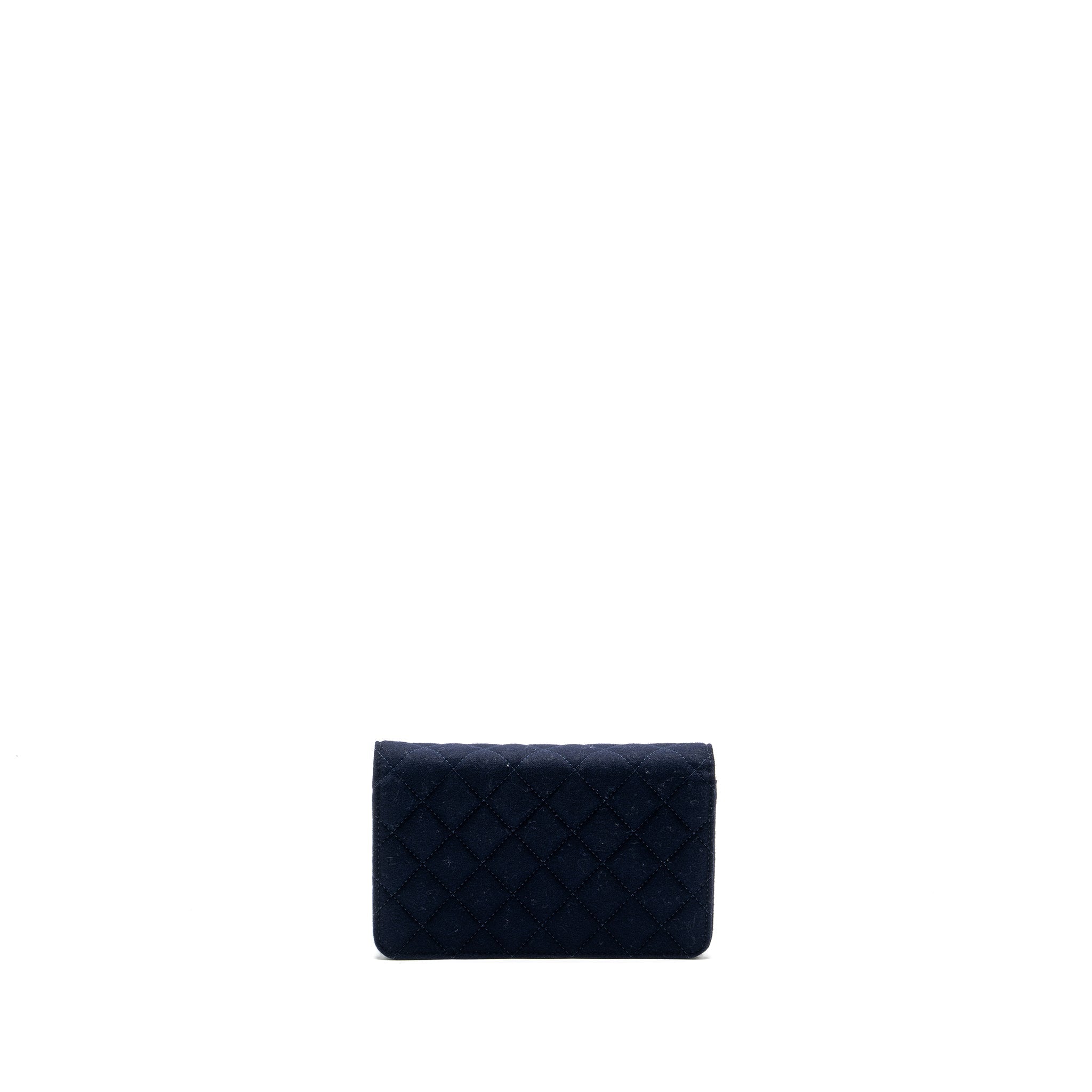 chanel-classic-wallet-on-chain-with-charms-velvet-black-ghw