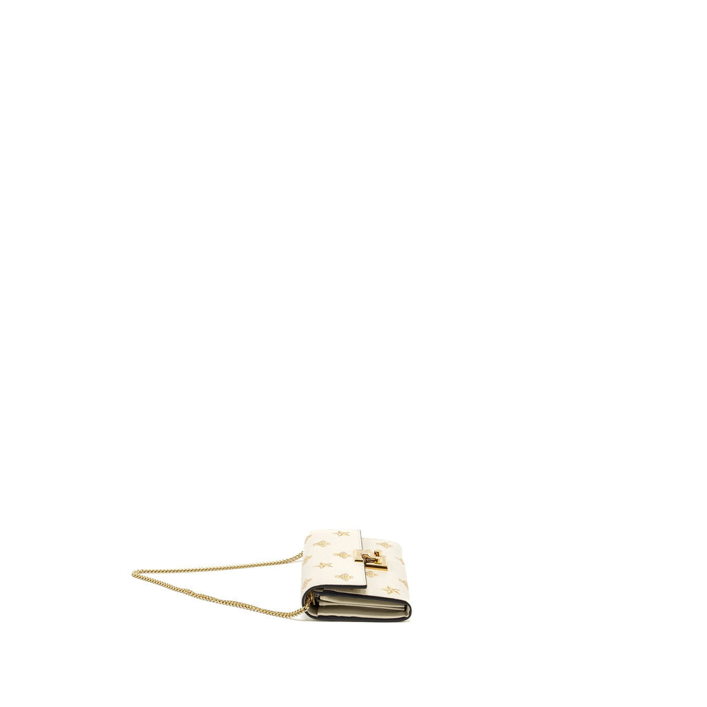 gucci-wallet-on-chain