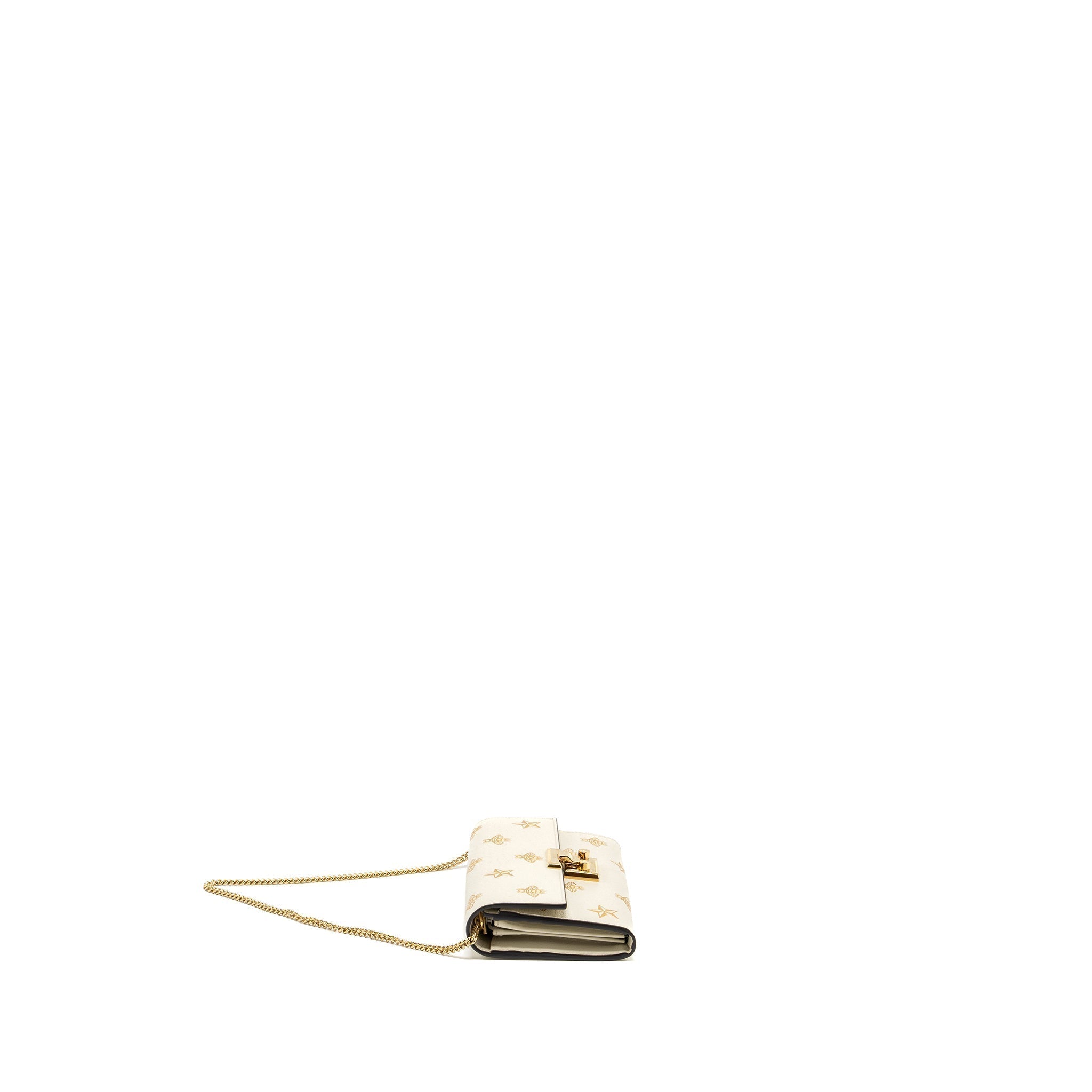 gucci-wallet-on-chain