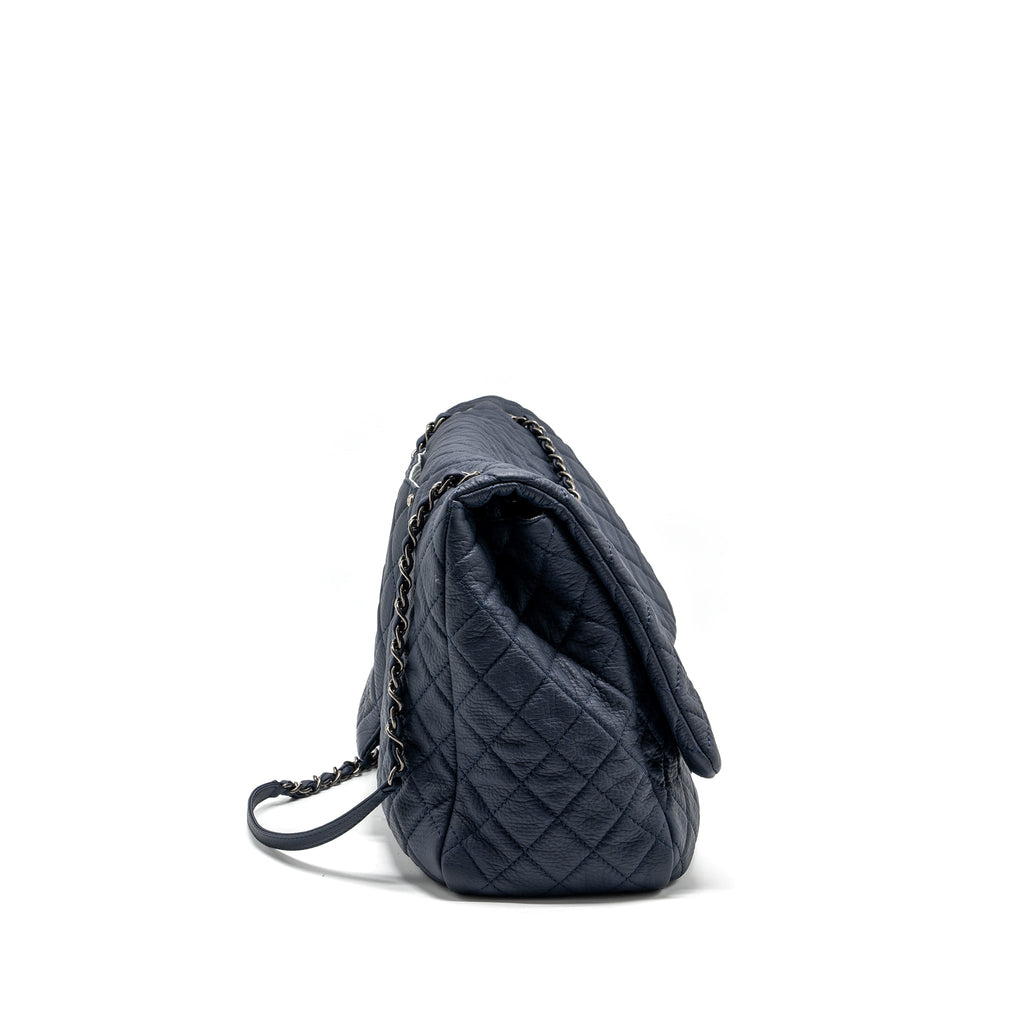 chanel-xxl-airline-classic-flap-bag-grained-calfskin-dark-blue-ruthenium-hardware