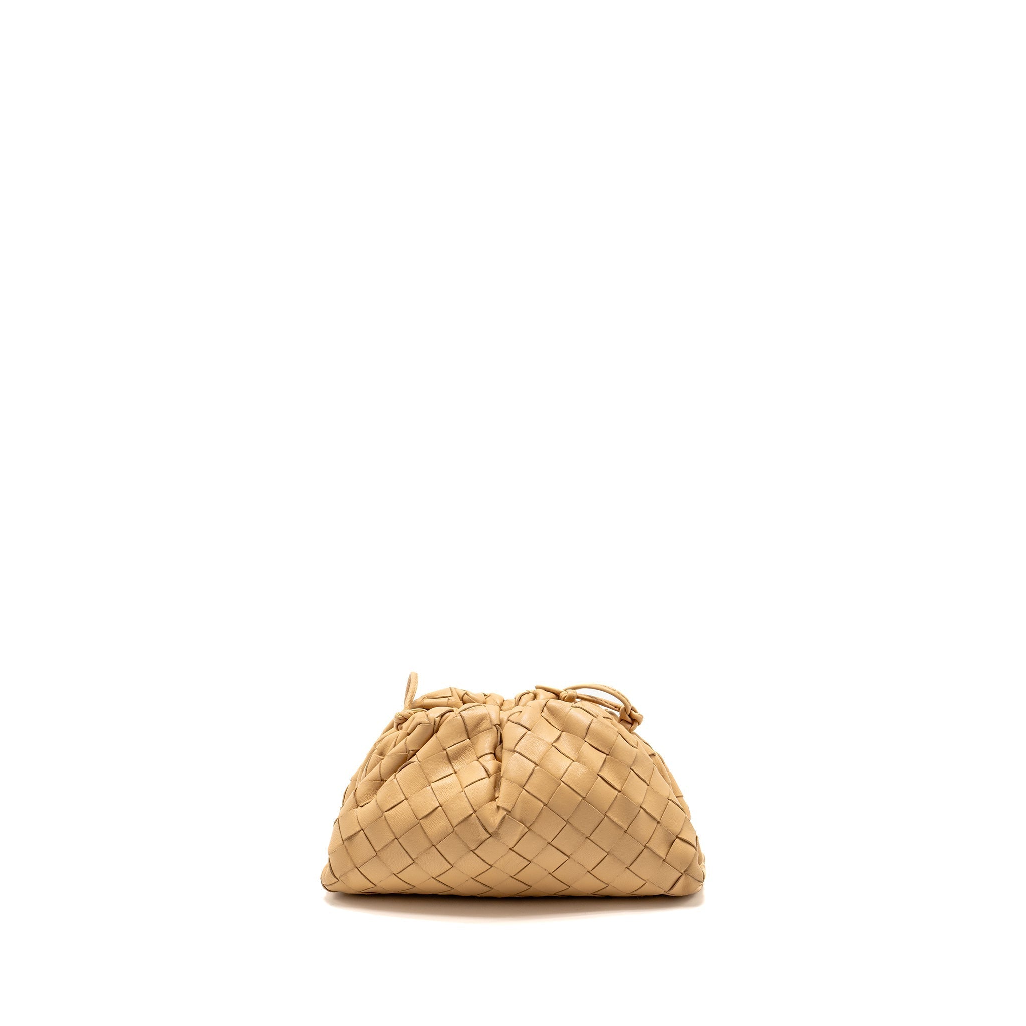 bottega-veneta-mini-pouch-intrecciato-lambskin-beige