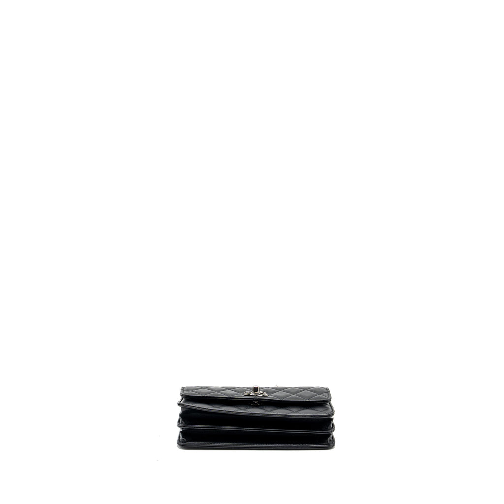 chanel-top-handle-mini-wallet-on-chain-flap-bag-lambskin-black-shwmicrochip