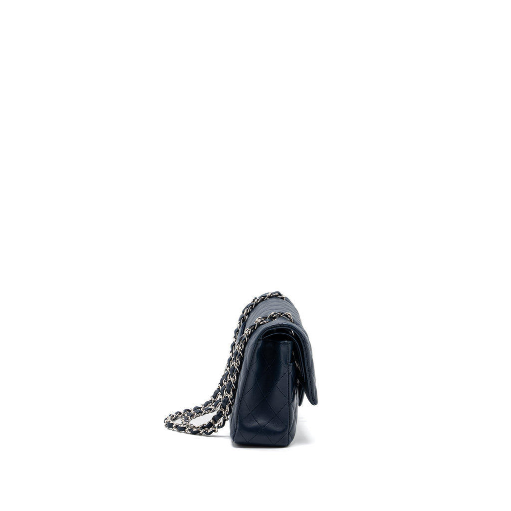 copy-of-chanel-medium-classic-double-flap-bag-lambskin-dark-blue-shw